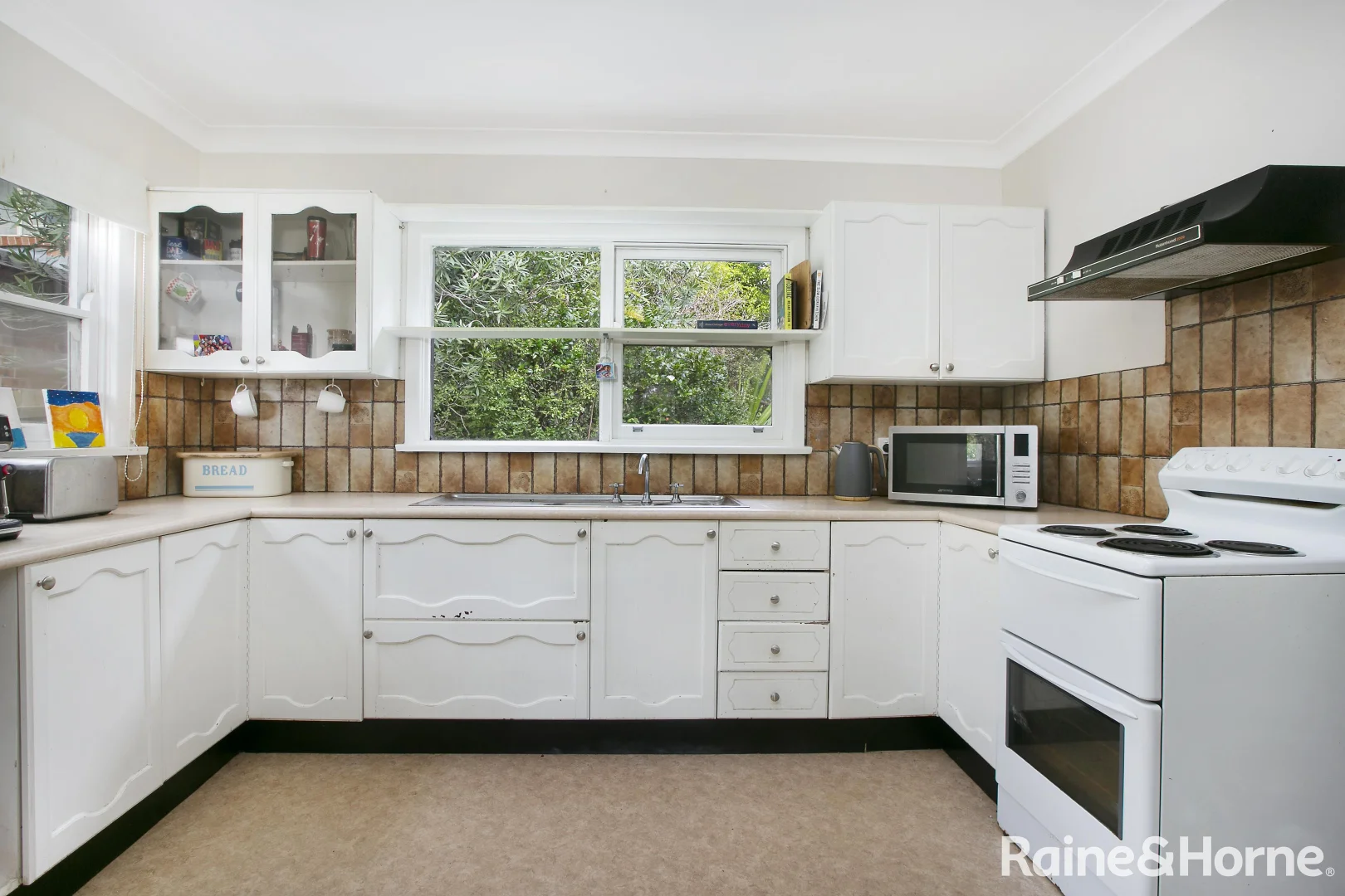 Additional image 4 of 27 Barnetts Road, Berowra Heights NSW 2082