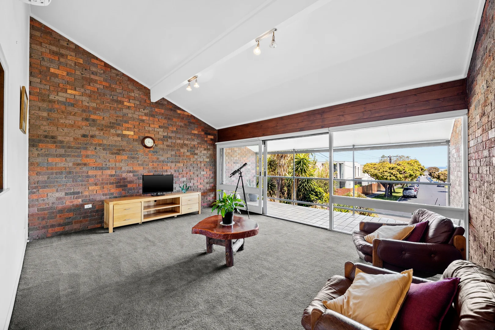 Additional image 3 of 12 College Grove, Black Rock VIC 3193