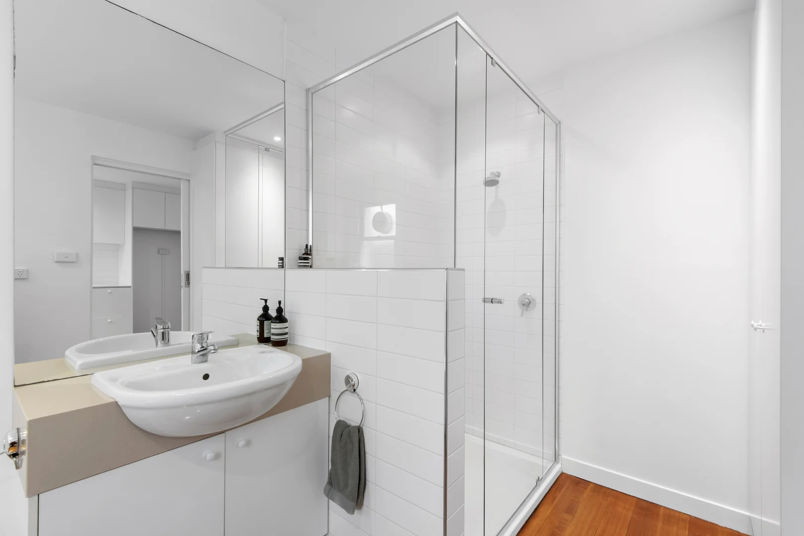 Additional image 5 of 2/16 Laurel Bank Parade, Newtown VIC 3220