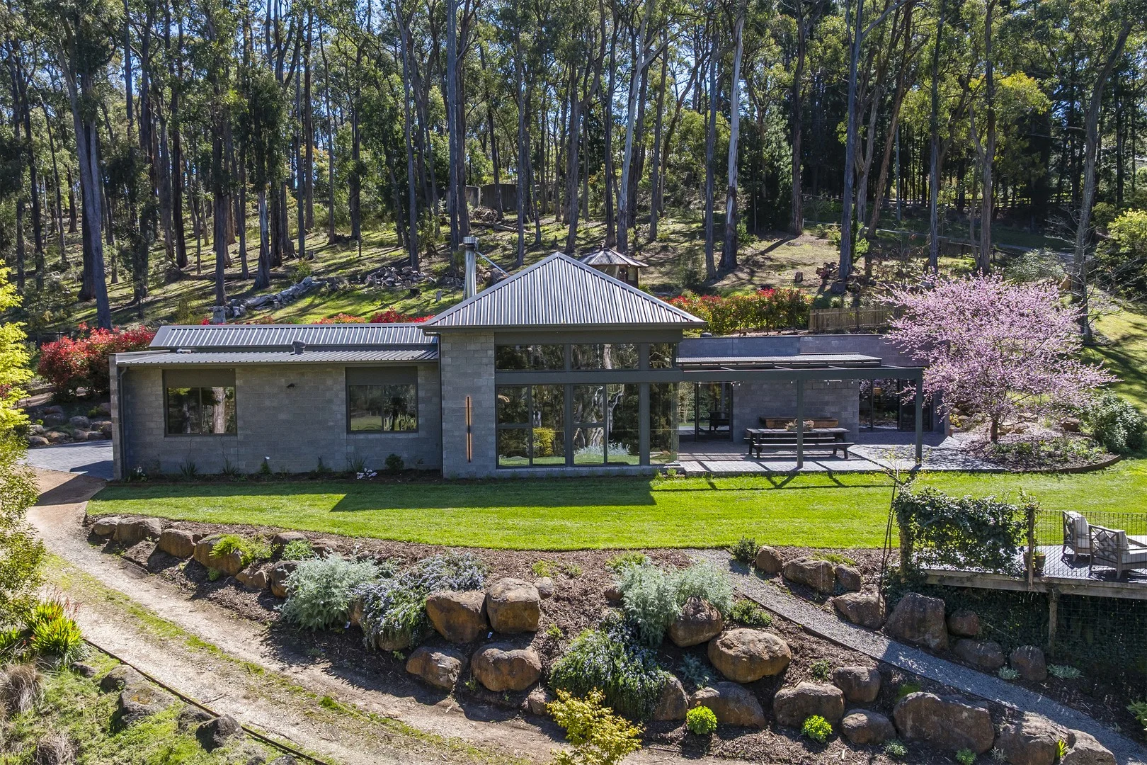 Additional image 2 of 42 Christopher Crescent, Woodend VIC 3442