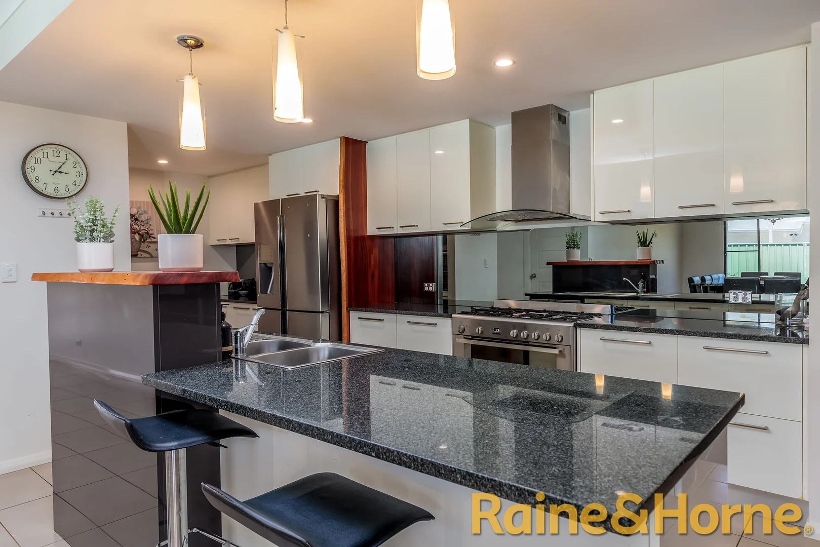 Additional image 2 of 77 Lakeside Circuit, Dubbo NSW 2830