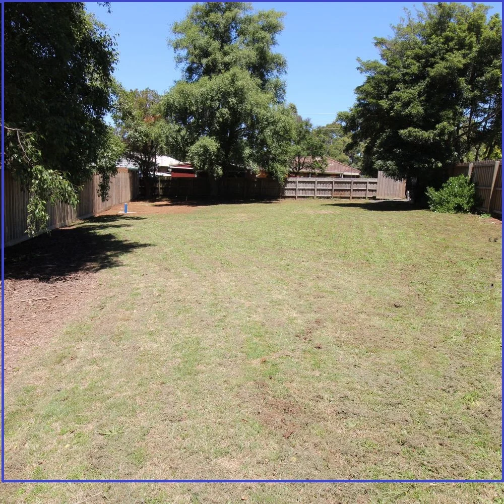 11 CHARLWOOD COURT, Drouin VIC 3818