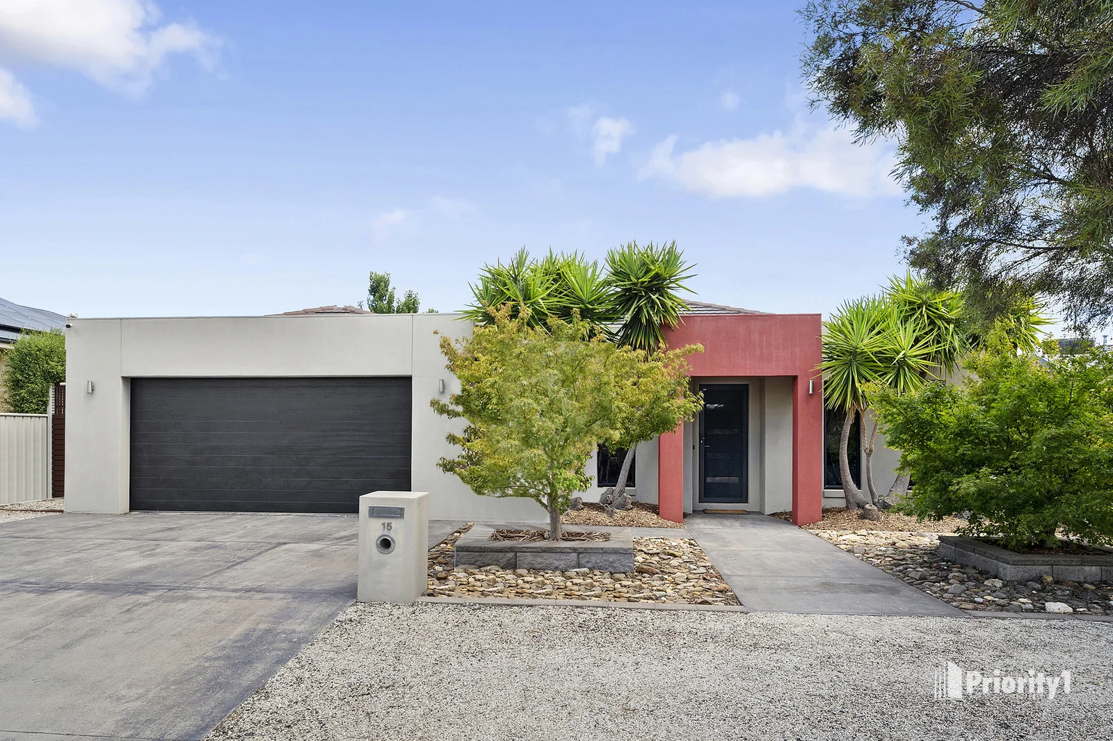 15 Black Wattle Avenue, Epsom VIC 3551