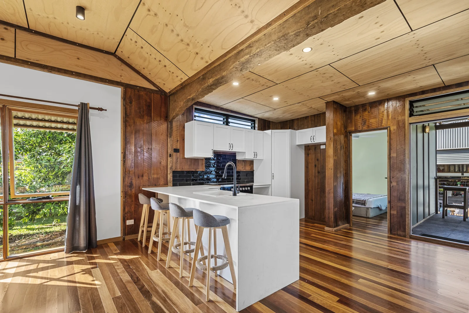 Additional image 26 of 18 Oxley Parade, Dunwich QLD 4183