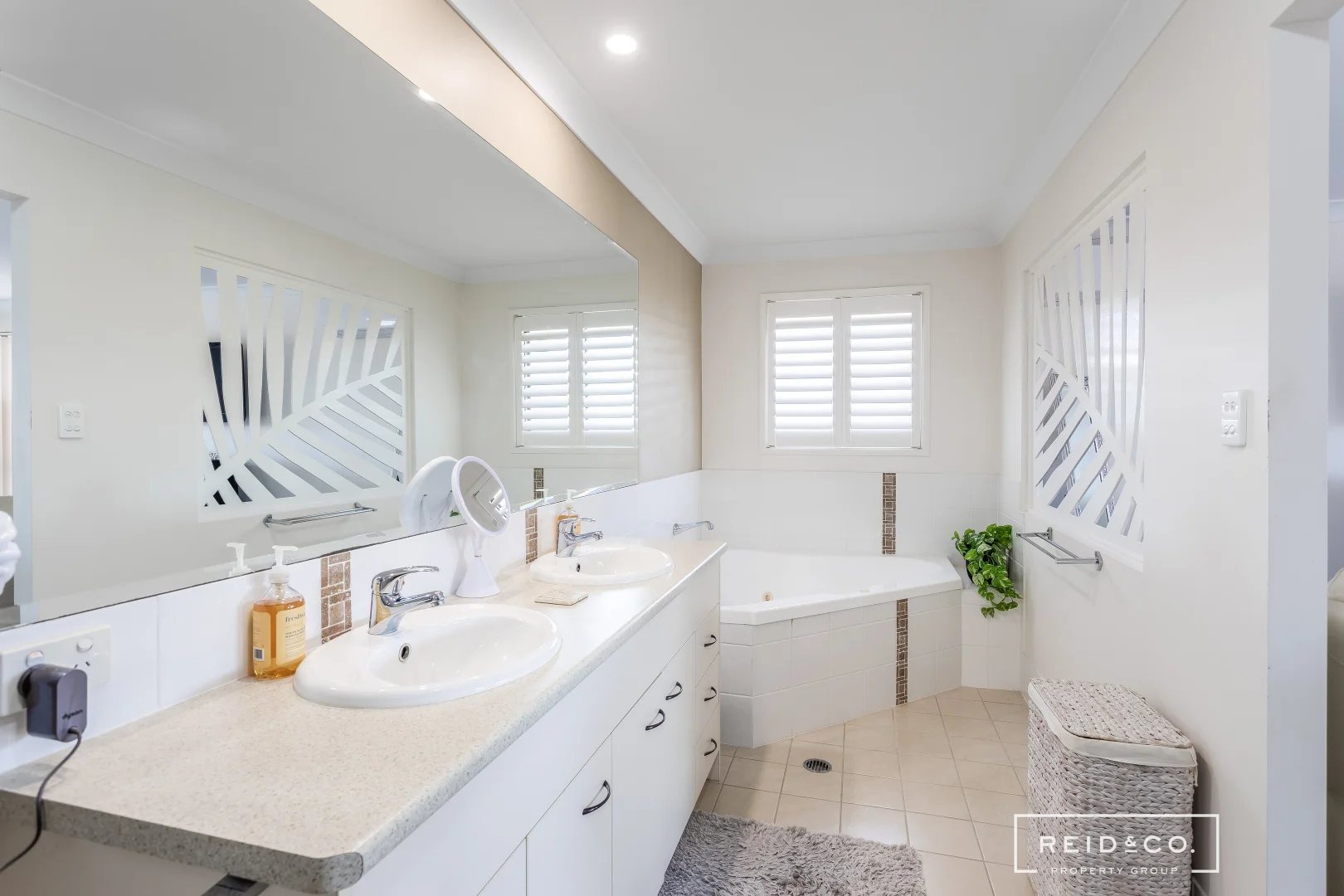 Additional image 12 of 43 Newport Drive, Newport QLD 4020