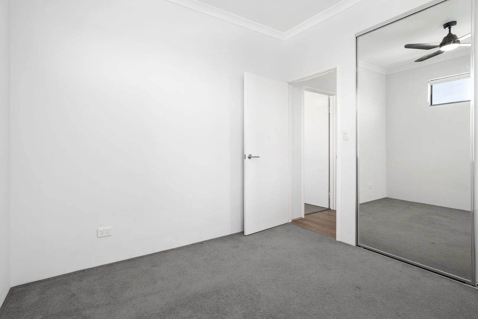 Additional image 24 of 2/174 Leake Street, Belmont WA 6104