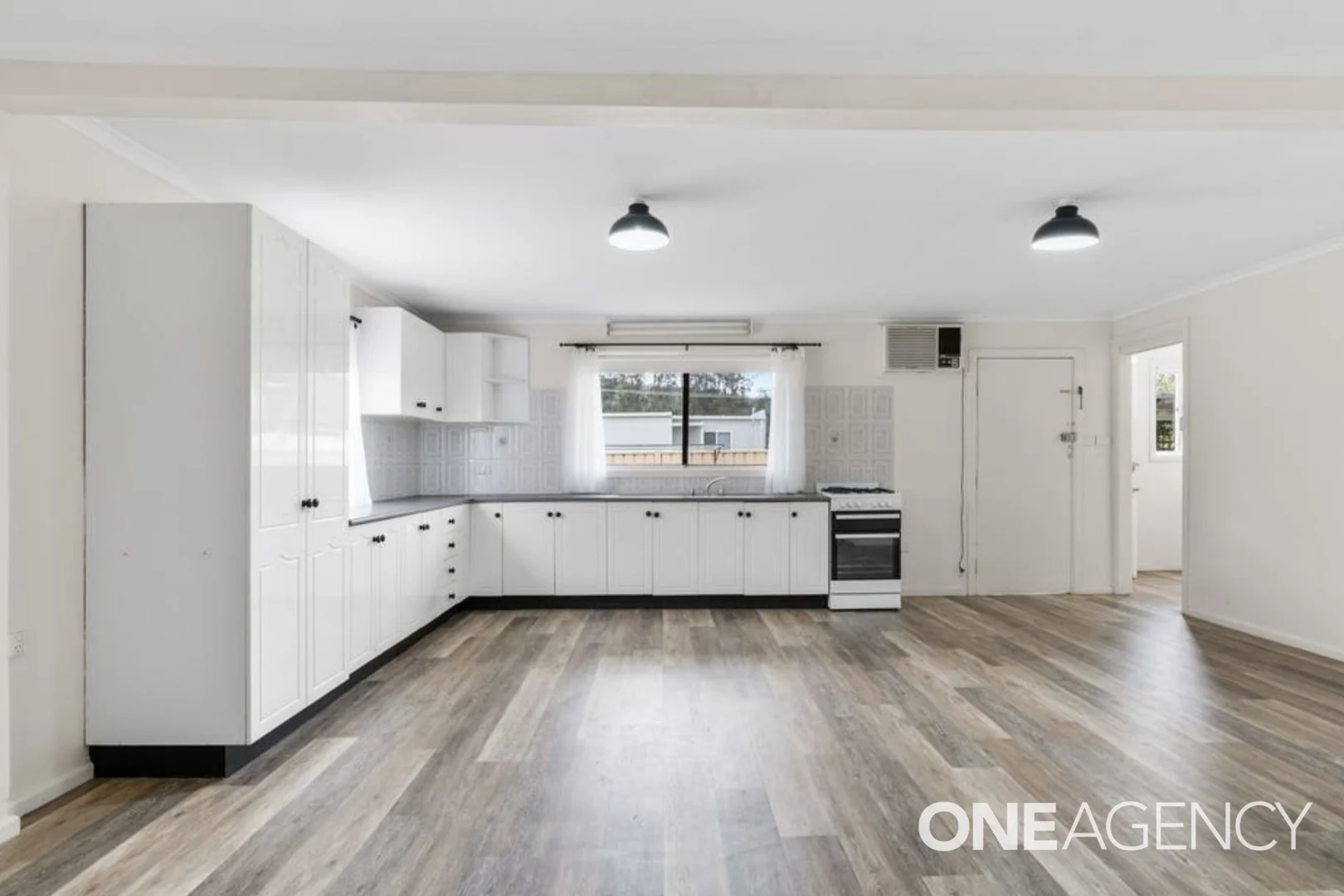 Additional image 3 of 10 Thistleton Drive, Burrill Lake NSW 2539