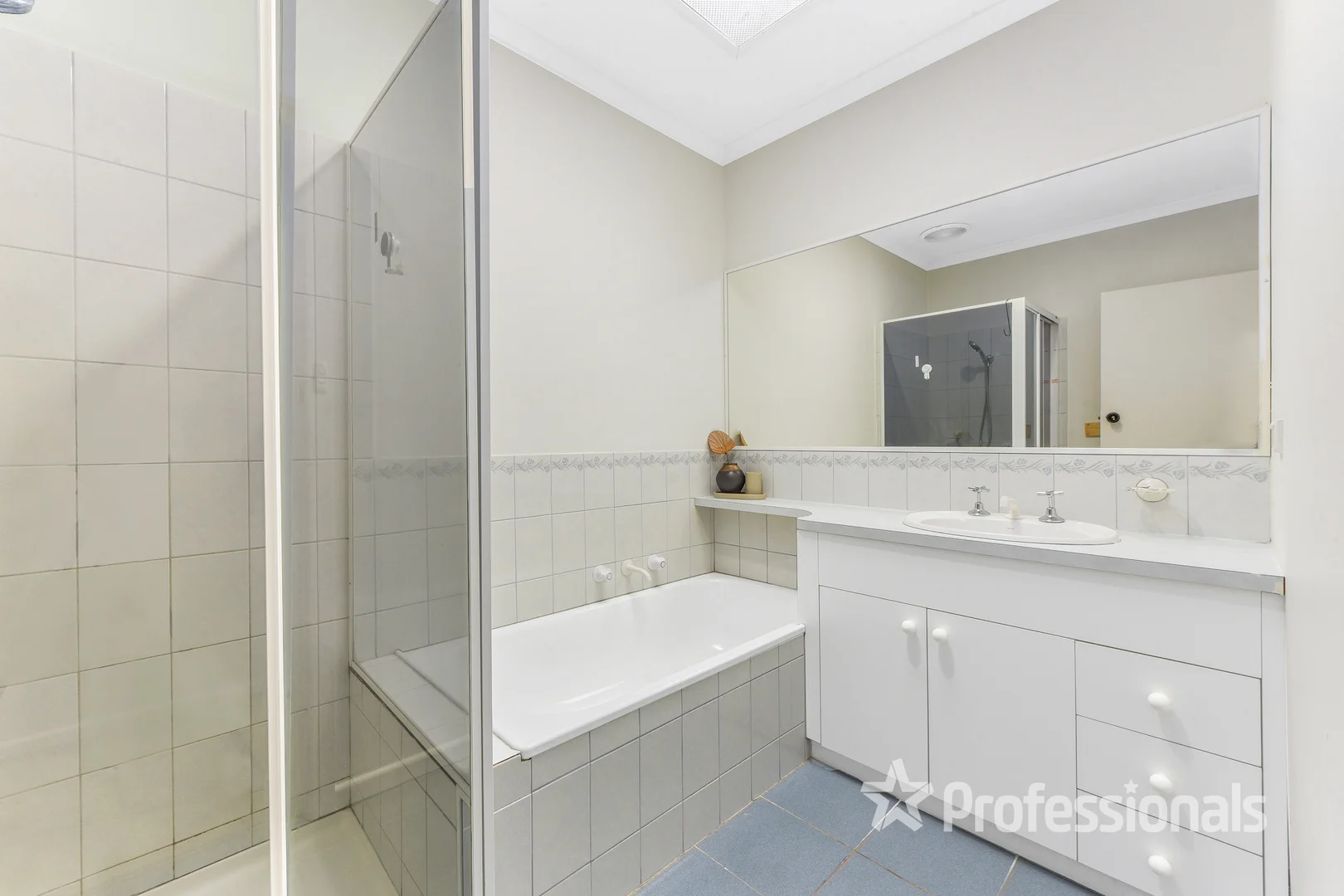 Additional image 15 of 22 Falconer Street, Glen Waverley VIC 3150