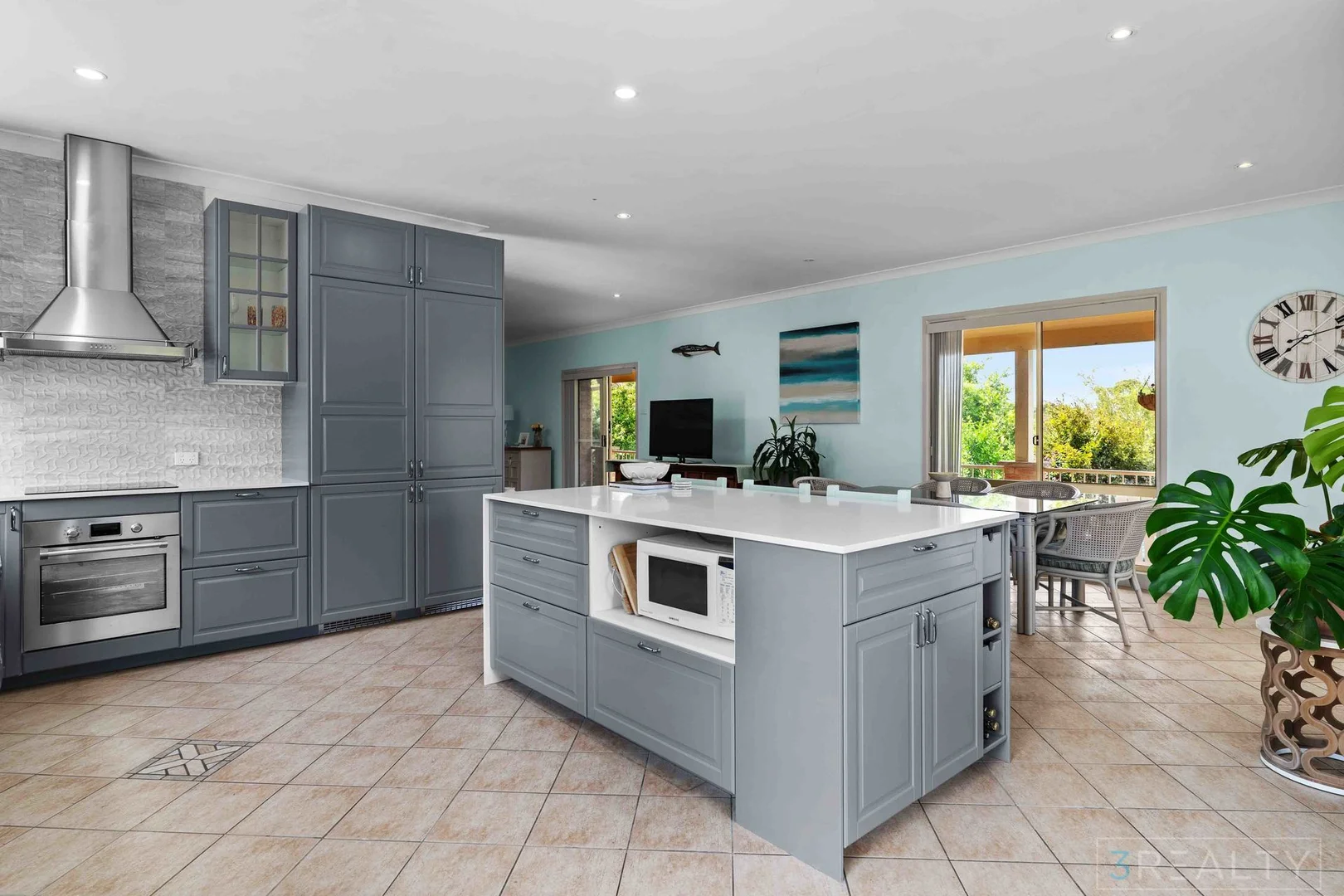 Additional image 11 of 71 Silky Oak Drive, Caves Beach NSW 2281