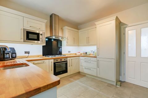 Huntley Road, Sheffield S11