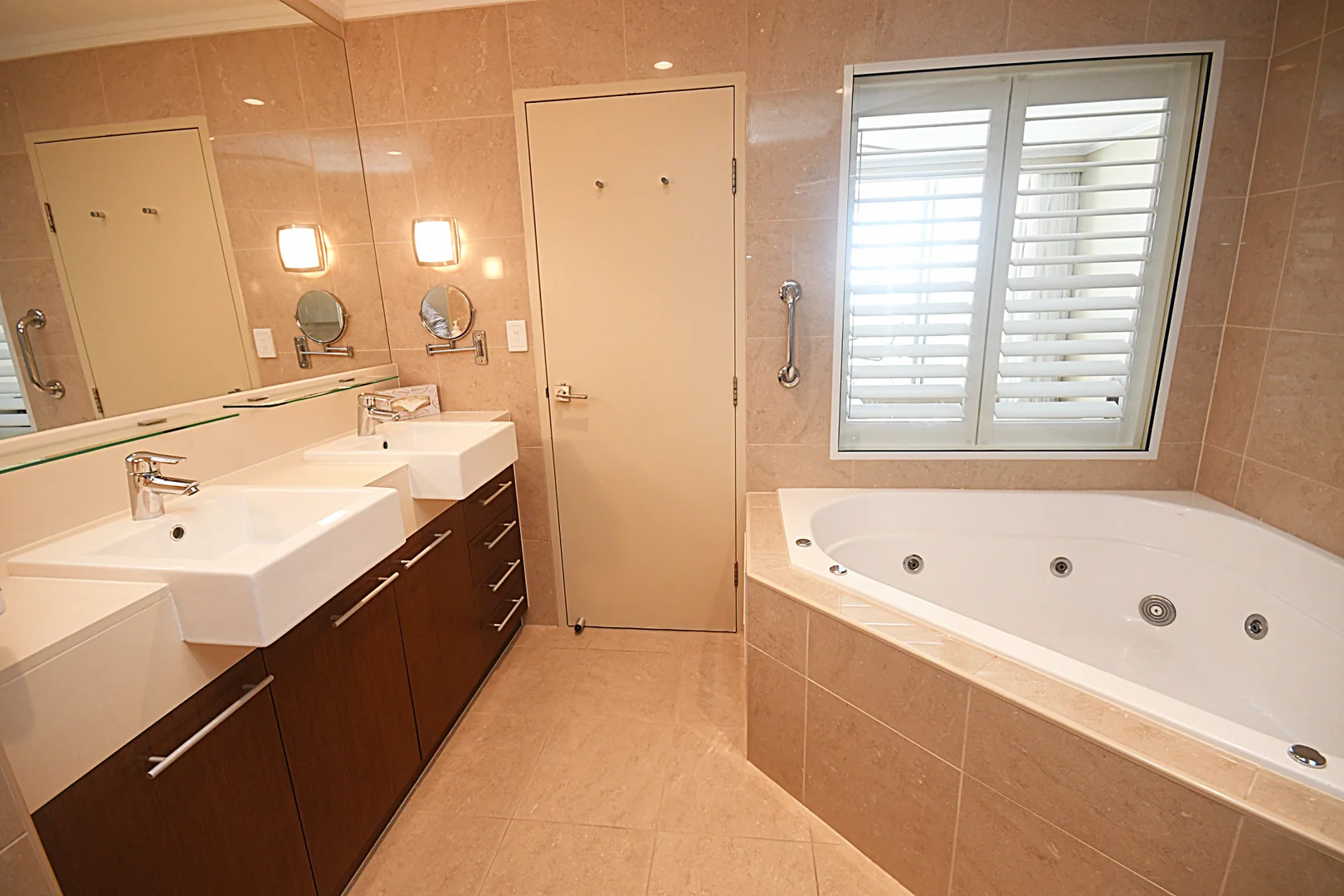 Additional image 14 of 506/569 Esplanade, Urangan QLD 4655