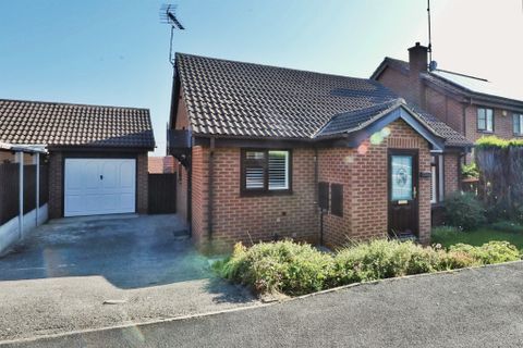 Deanhead Drive, Owlthorpe, Sheffield S20