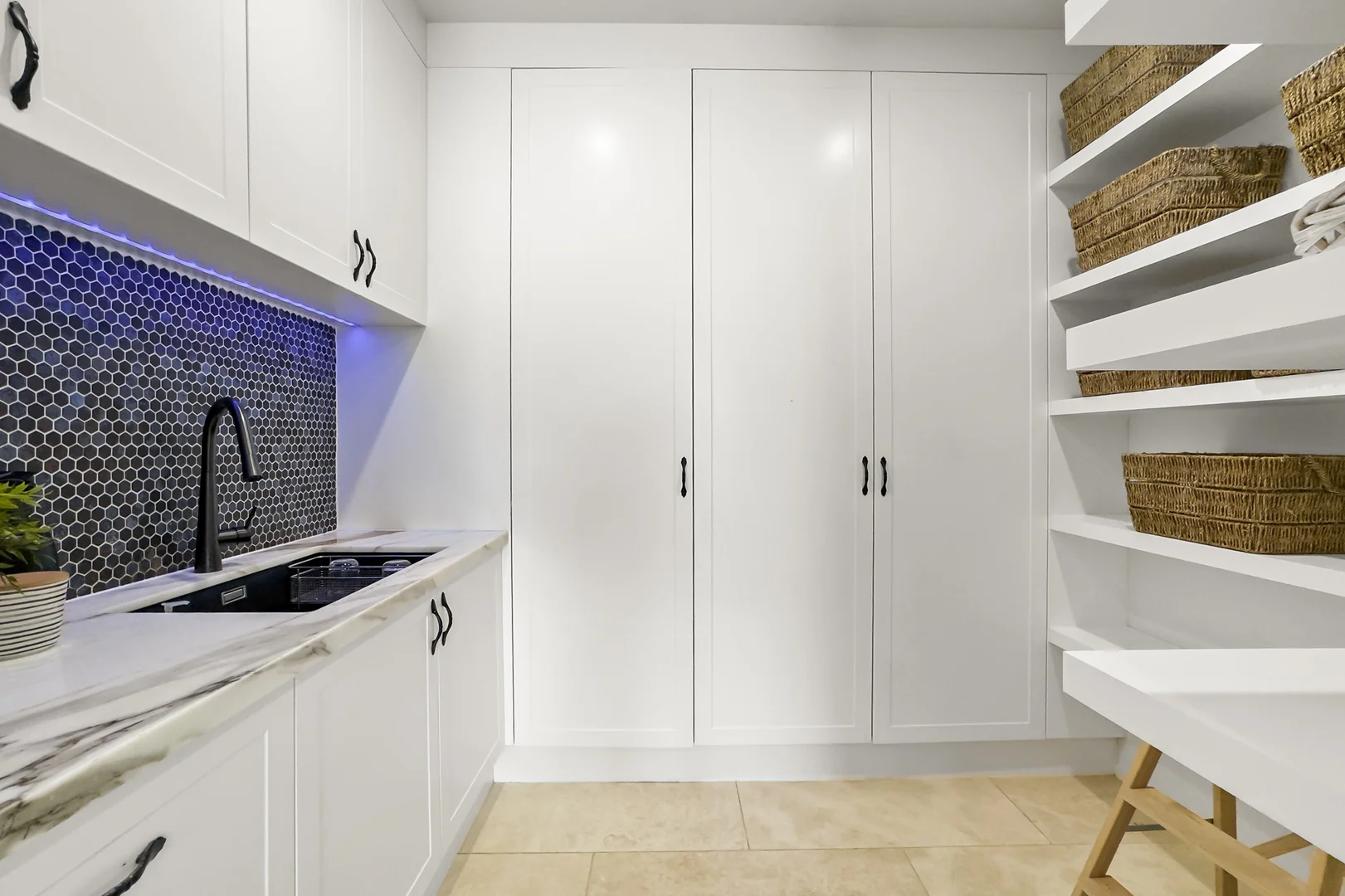 Additional image 9 of 11 Gretel Drive, Mermaid Waters QLD 4218