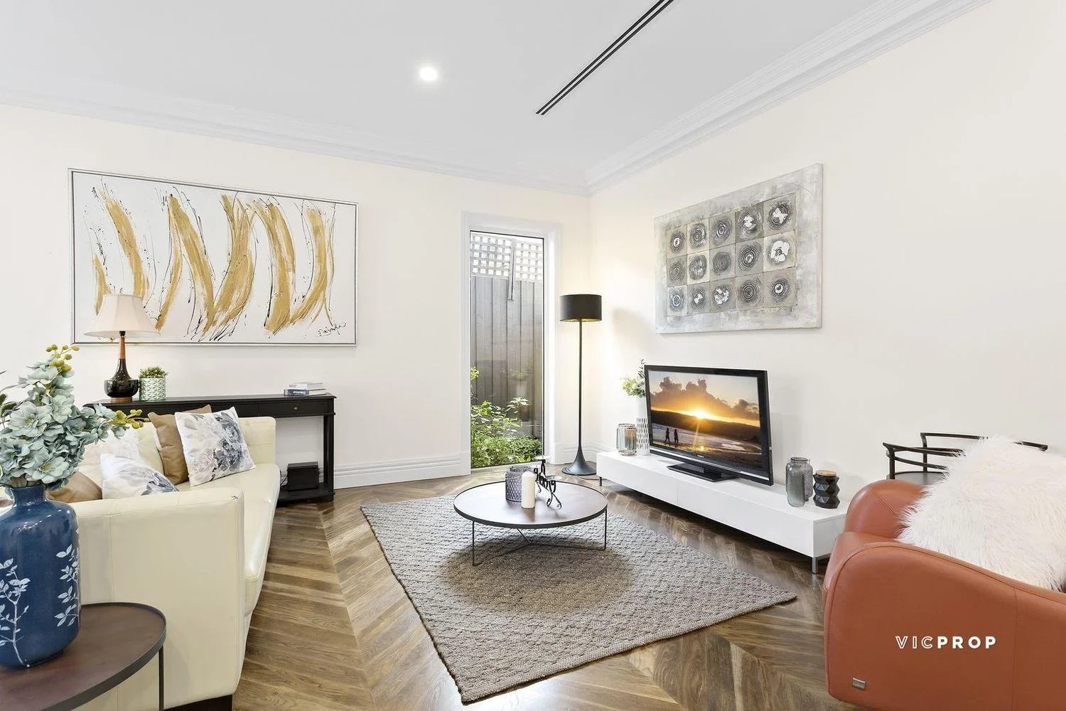 Additional image 4 of 2/37 Glencairn Avenue, Camberwell VIC 3124