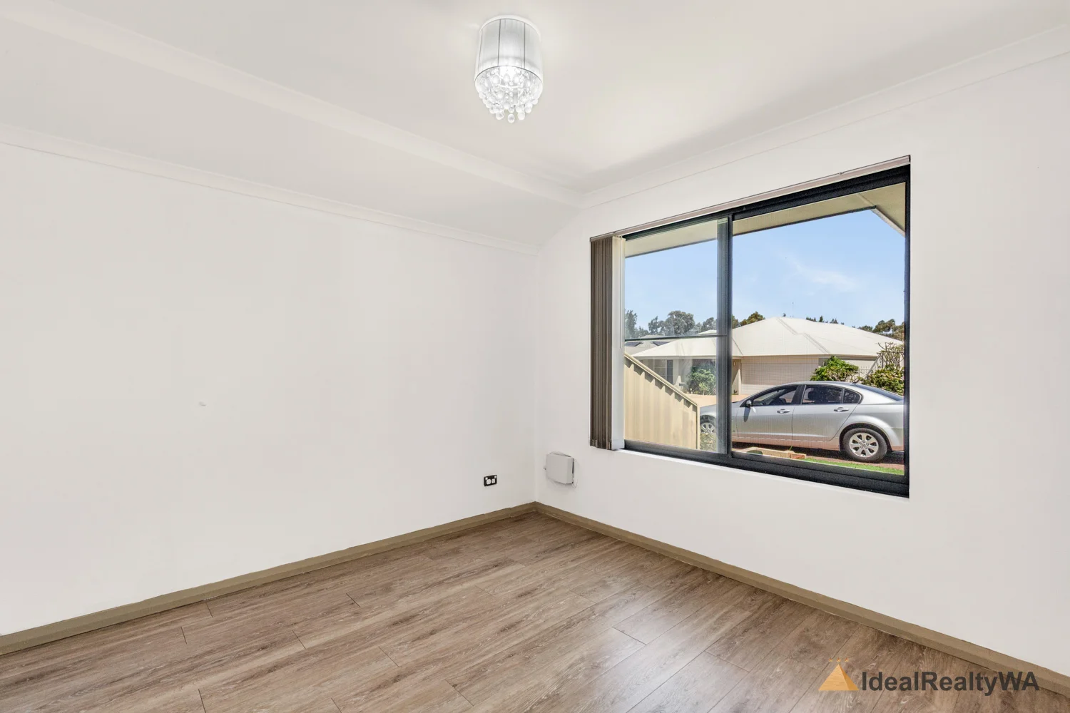 Additional image 13 of 14 Fertito Entrance, Success WA 6164