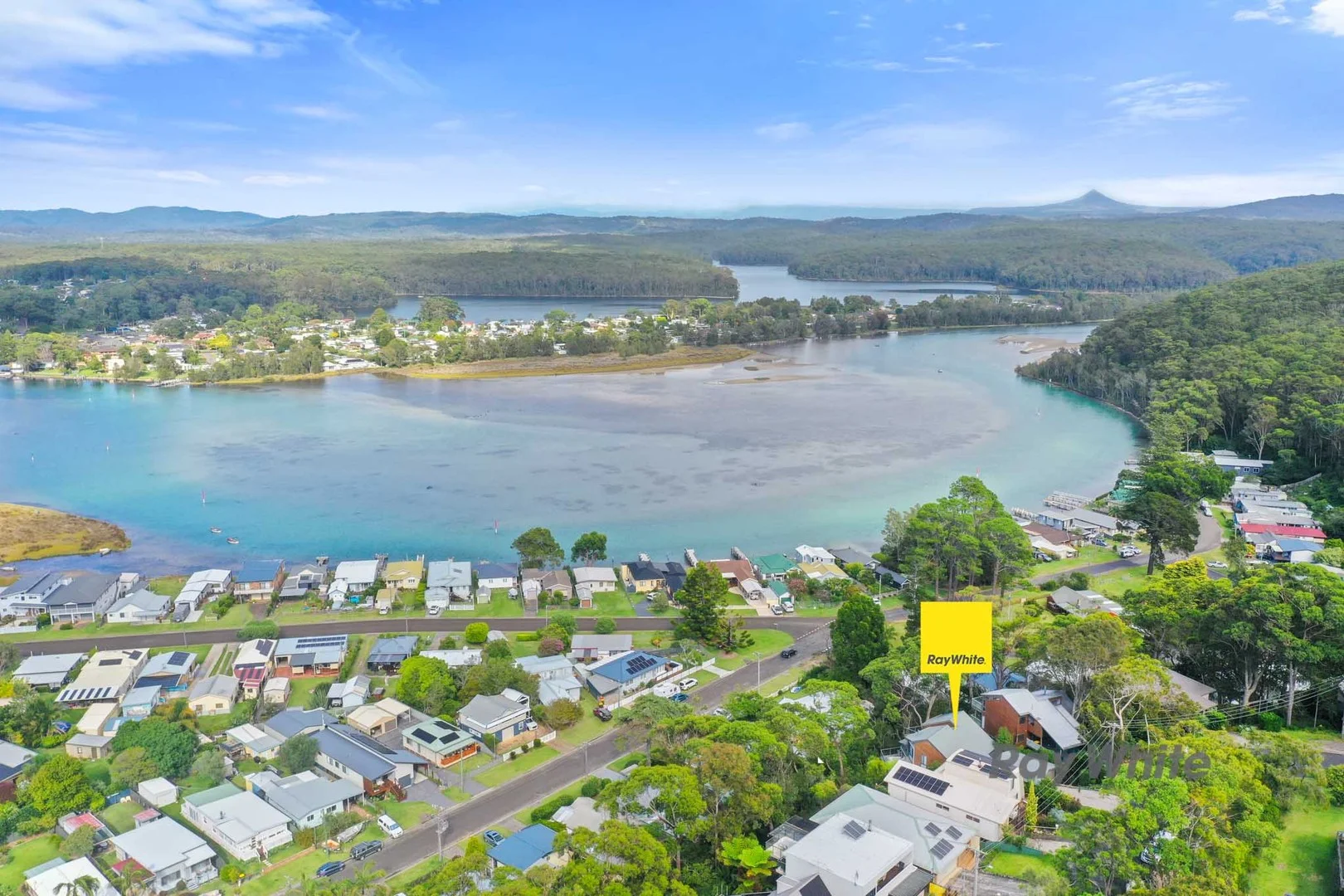 Additional image 2 of 82 Canberra Crescent, Burrill Lake NSW 2539