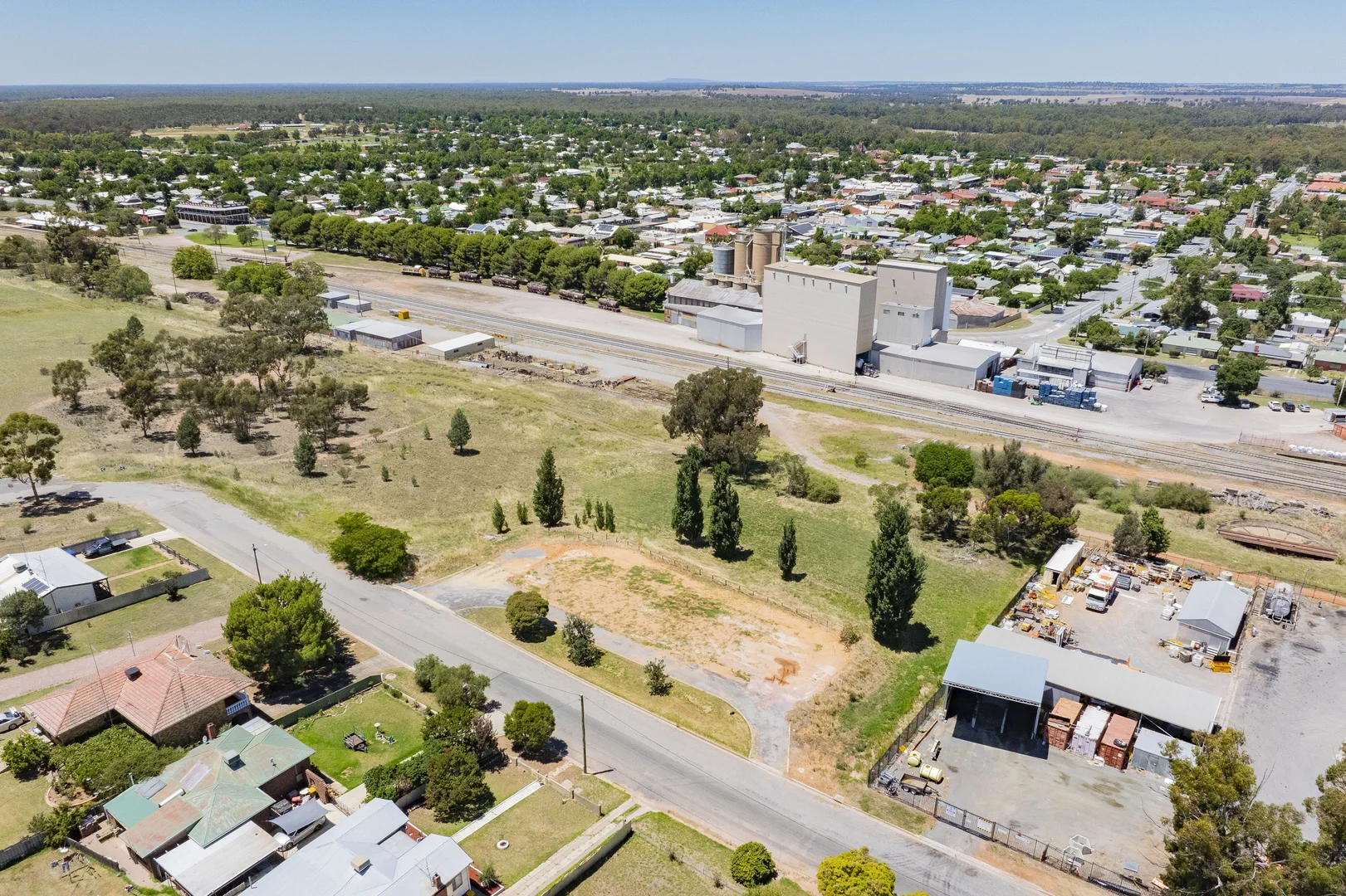 Additional image 2 of 2-14 Myrtle Street, Narrandera NSW 2700