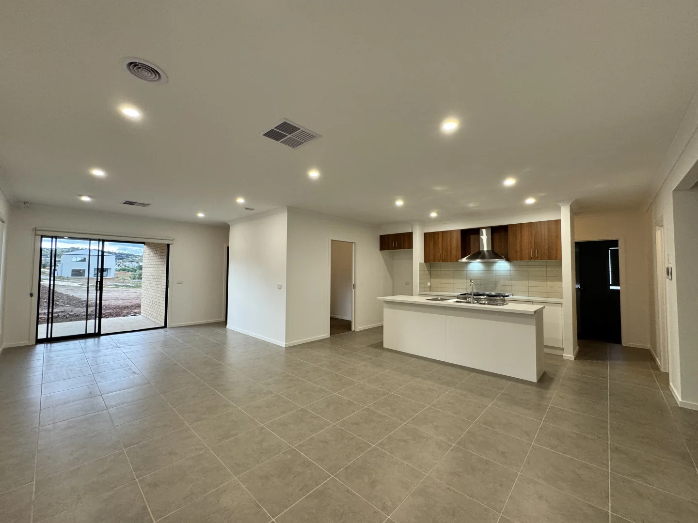 Additional image 2 of 28 Auburn Crescent, Bacchus Marsh VIC 3340