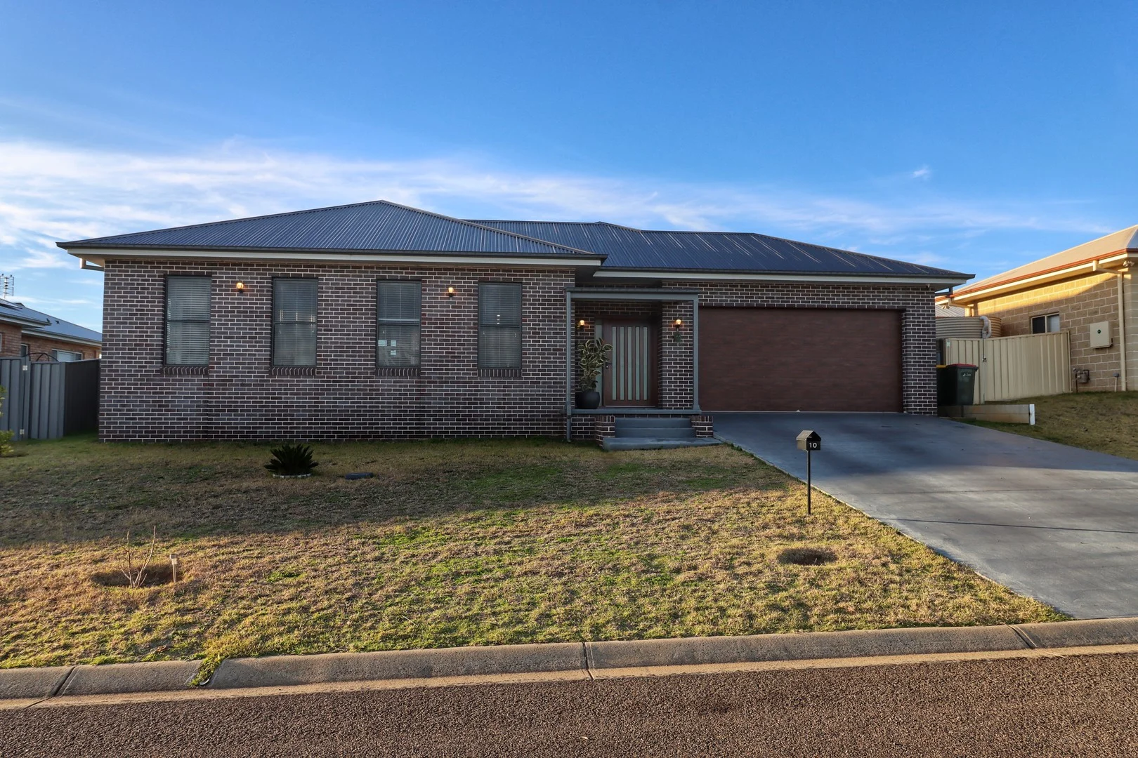 10 Hermitage Street, Cowra NSW 2794