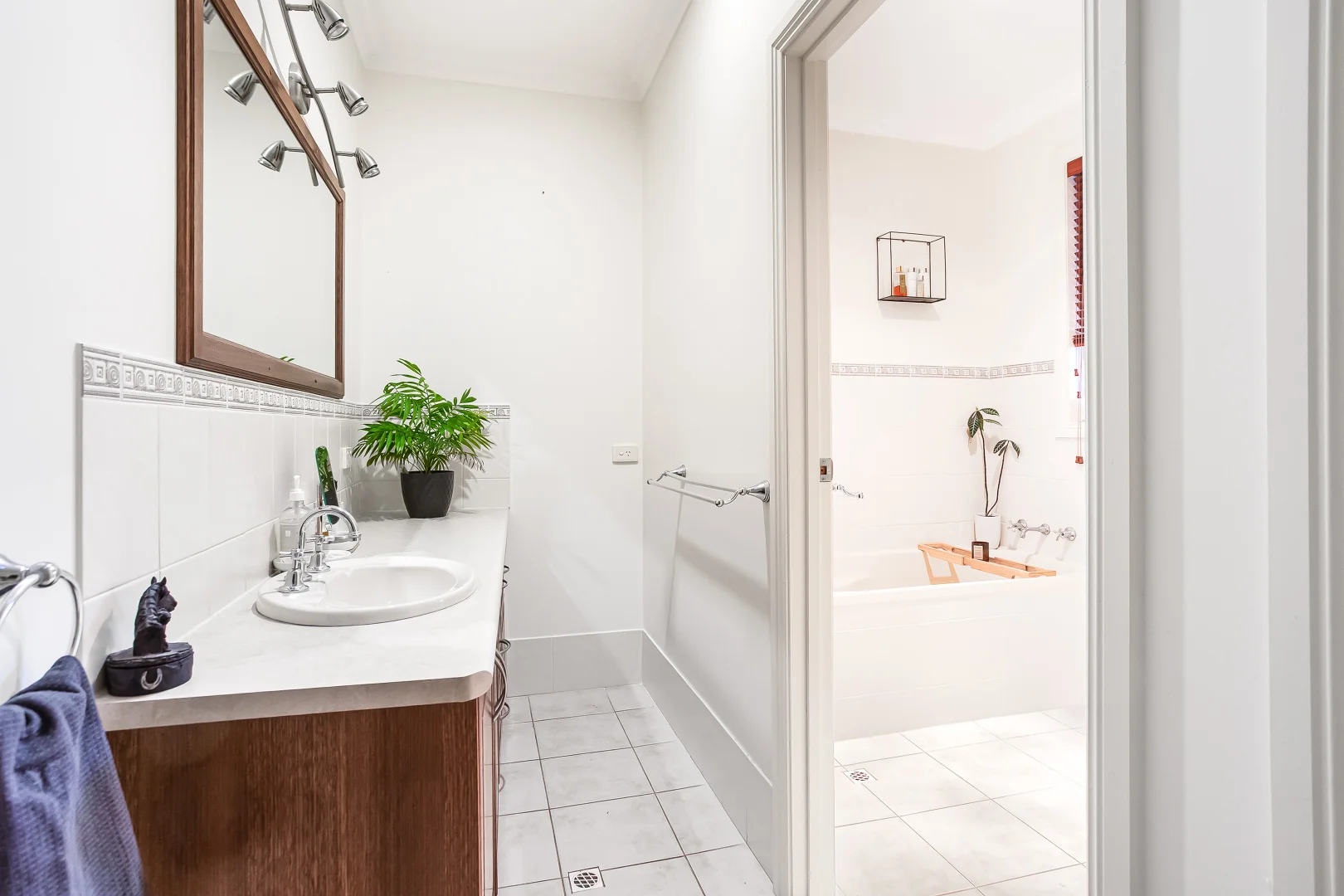 Additional image 18 of 2-4 Miamba Close, Penola SA 5277