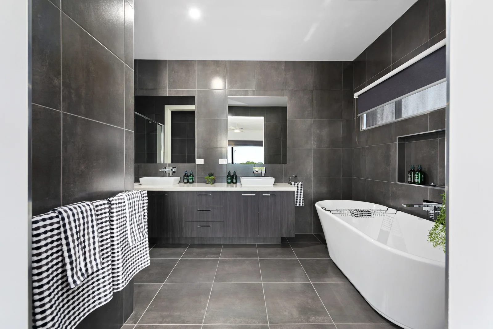 Additional image 13 of 12 Lochard Terrace, Lakes Entrance VIC 3909