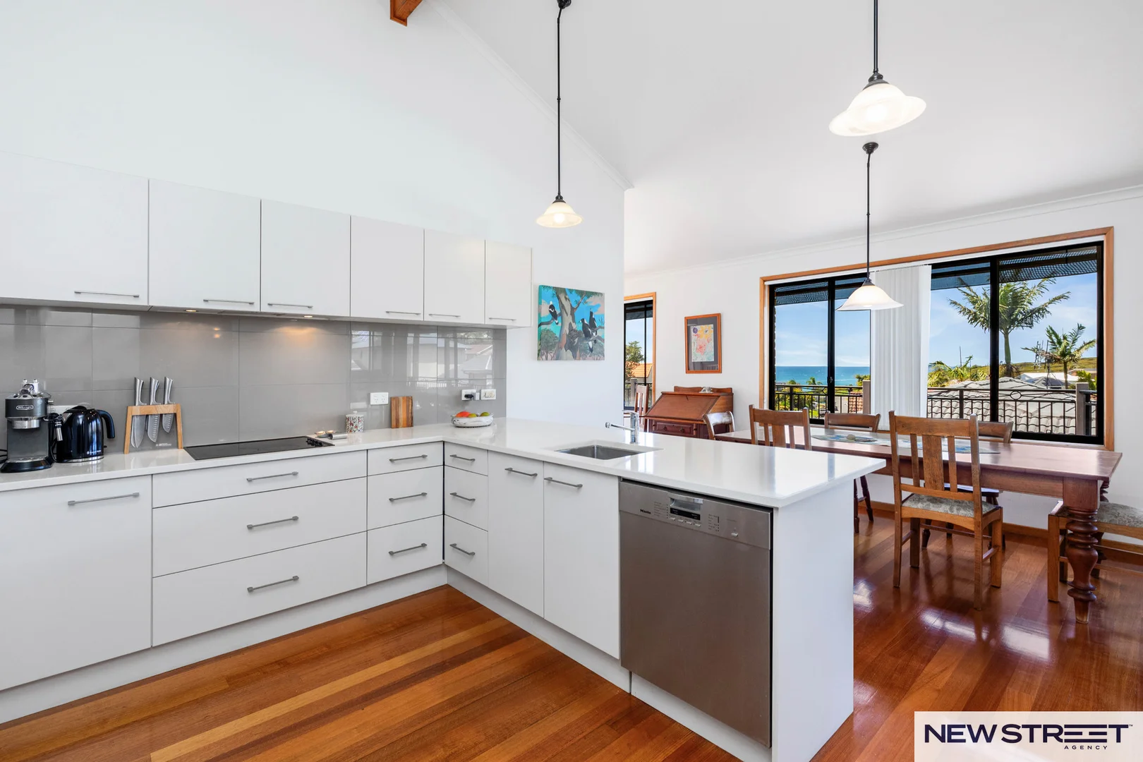 Additional image 3 of 21 Copper Valley Close, Caves Beach NSW 2281