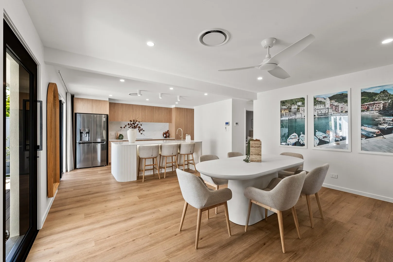 5 Arthur Street, Biggera Waters QLD 4216