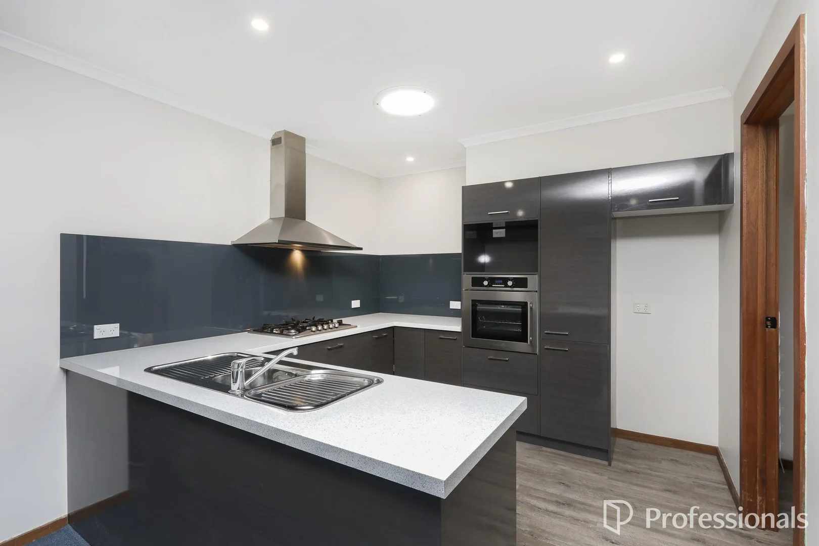 Additional image 3 of 3/16 Henry Street, Melton VIC 3337