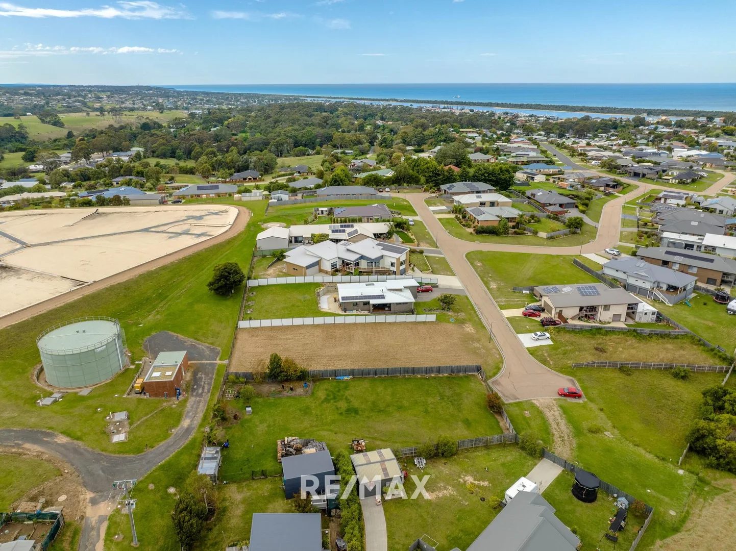 Additional image 11 of 16 Tower Hill Court, Kalimna VIC 3909