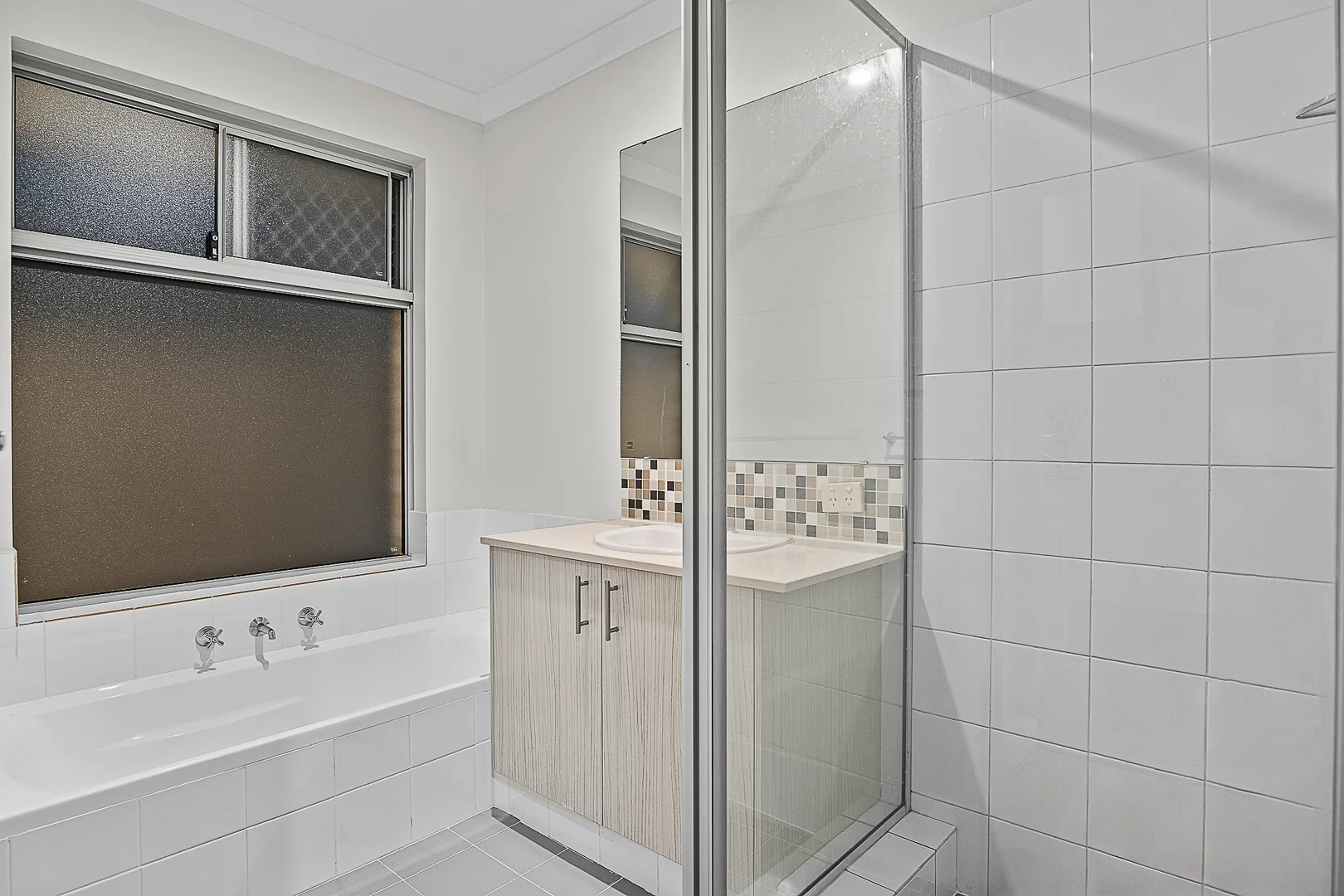 Additional image 19 of 10 Petrona Crescent, Piara Waters WA 6112