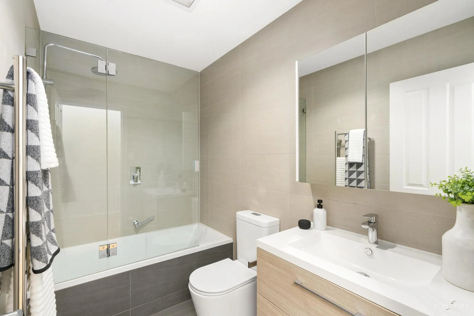 Additional image 11 of 172 Albert Street, Port Melbourne VIC 3207