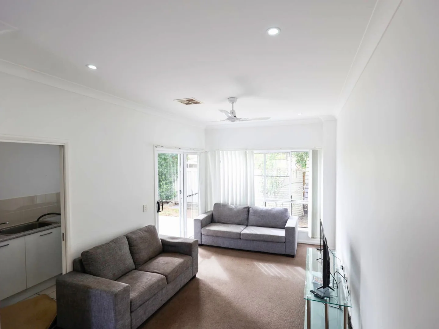 Additional image 5 of 2/5 Rose Street, Moranbah QLD 4744