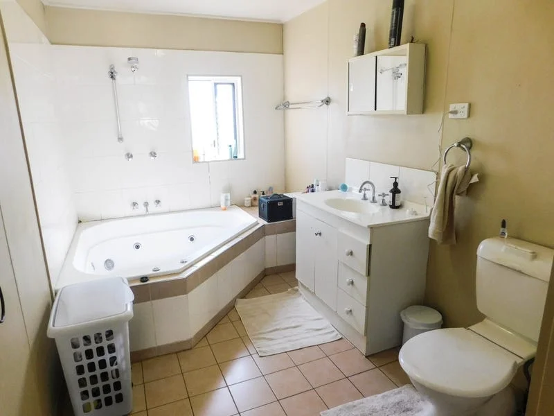 Additional image 4 of 77 Station St, Cloncurry QLD 4824