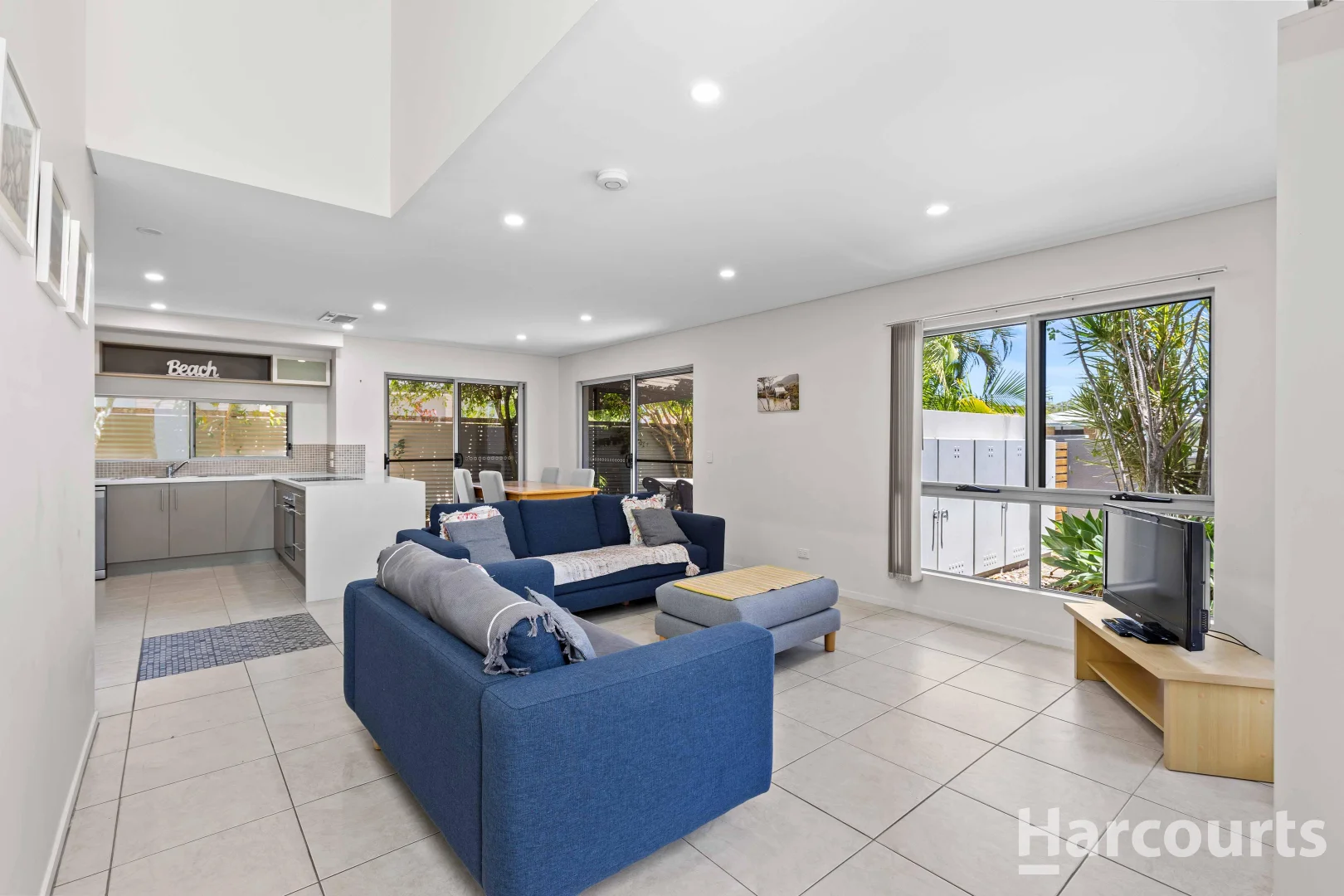 Additional image 2 of 1/187 Torquay Road, Scarness QLD 4655