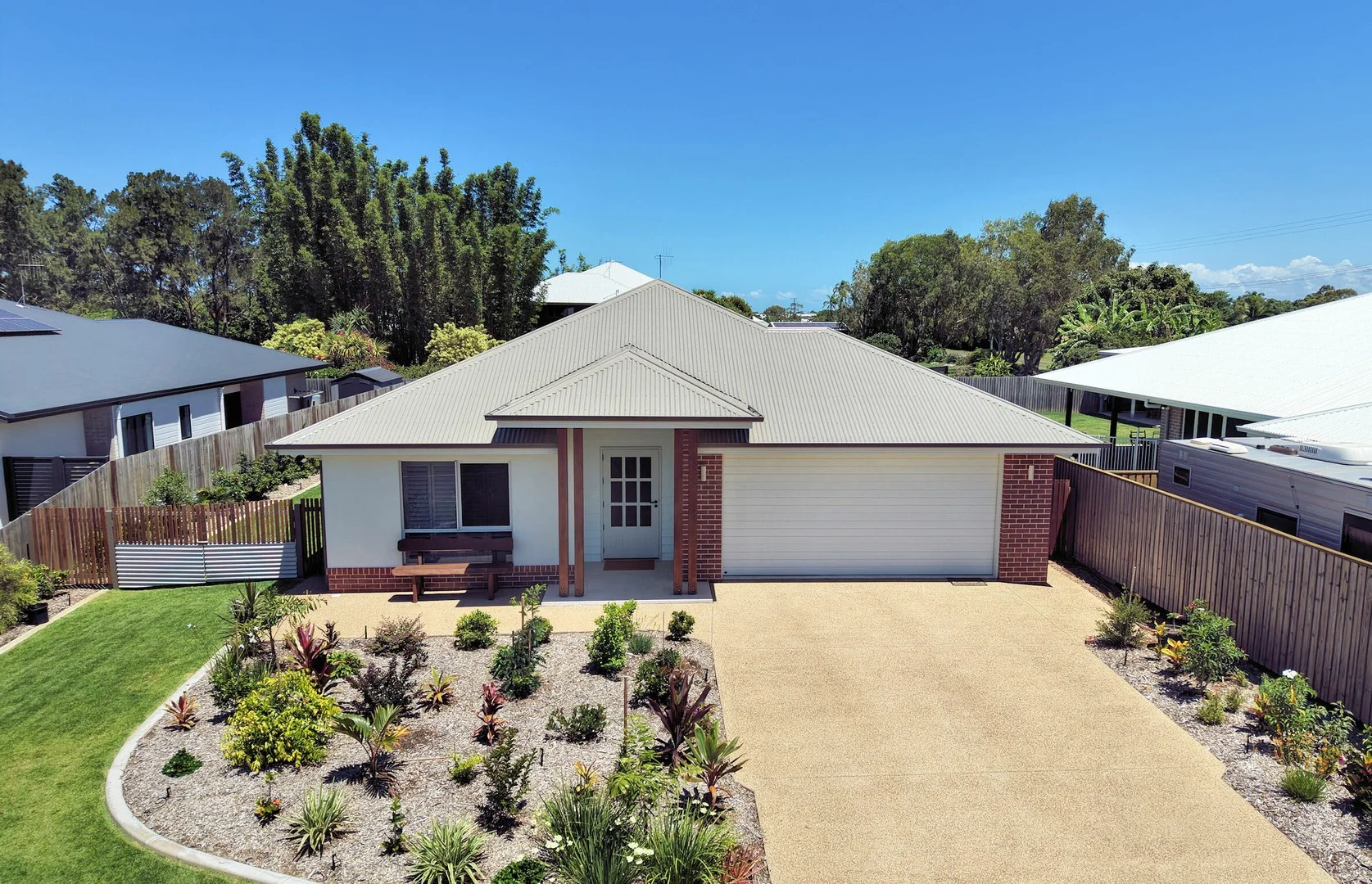 37 Wisteria St, Bargara QLD 4670