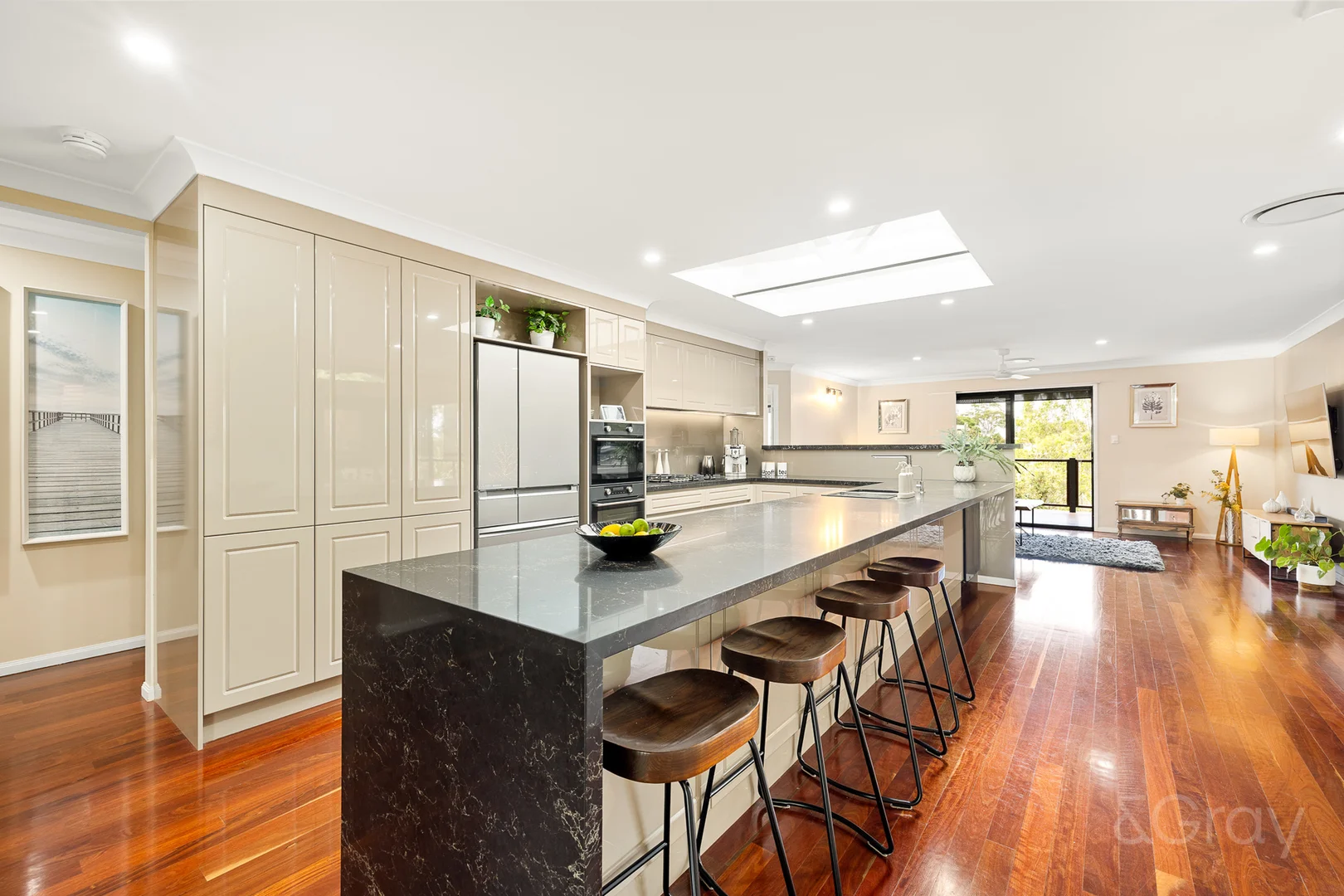 Additional image 2 of 5 Woodgate Court, Ferny Hills QLD 4055