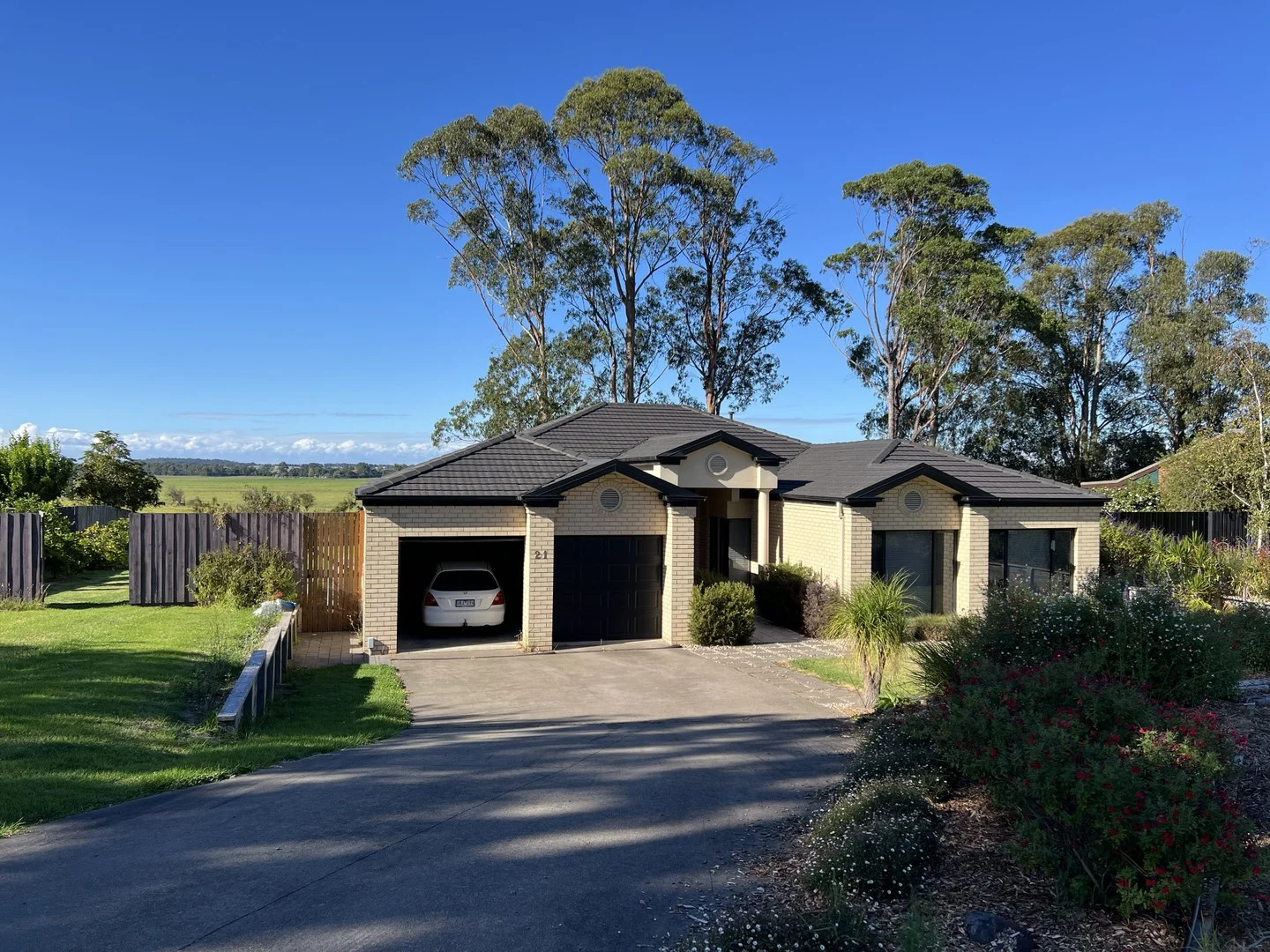 21 Irvines Road, Orbost VIC 3888