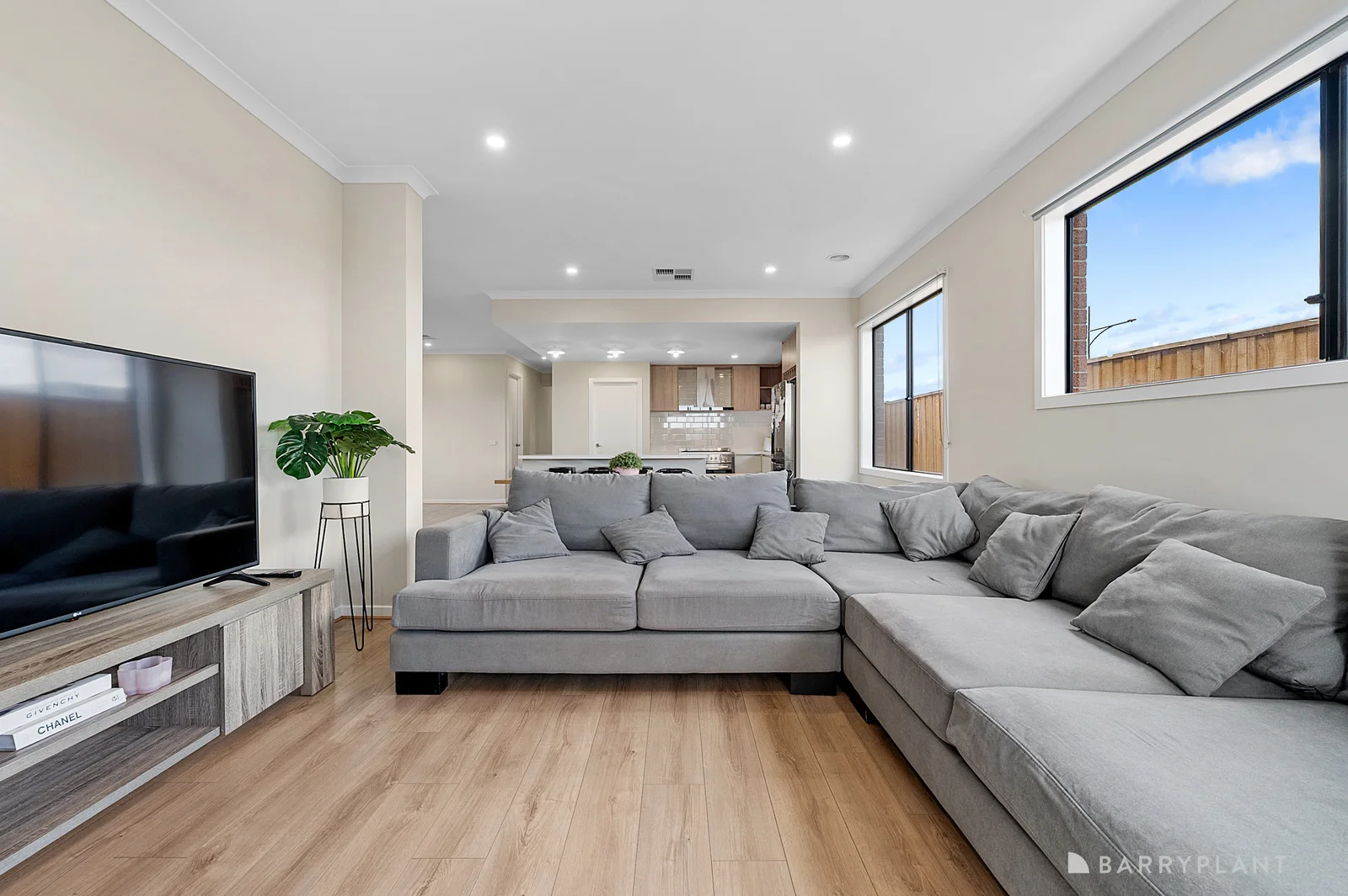 Additional image 10 of 95 Aristides Crescent, Thornhill Park VIC 3335