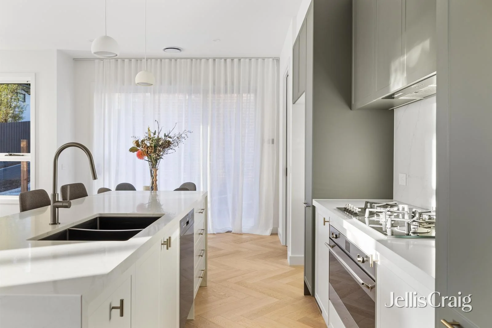 Additional image 7 of 2/8A Bird Street, Eltham VIC 3095