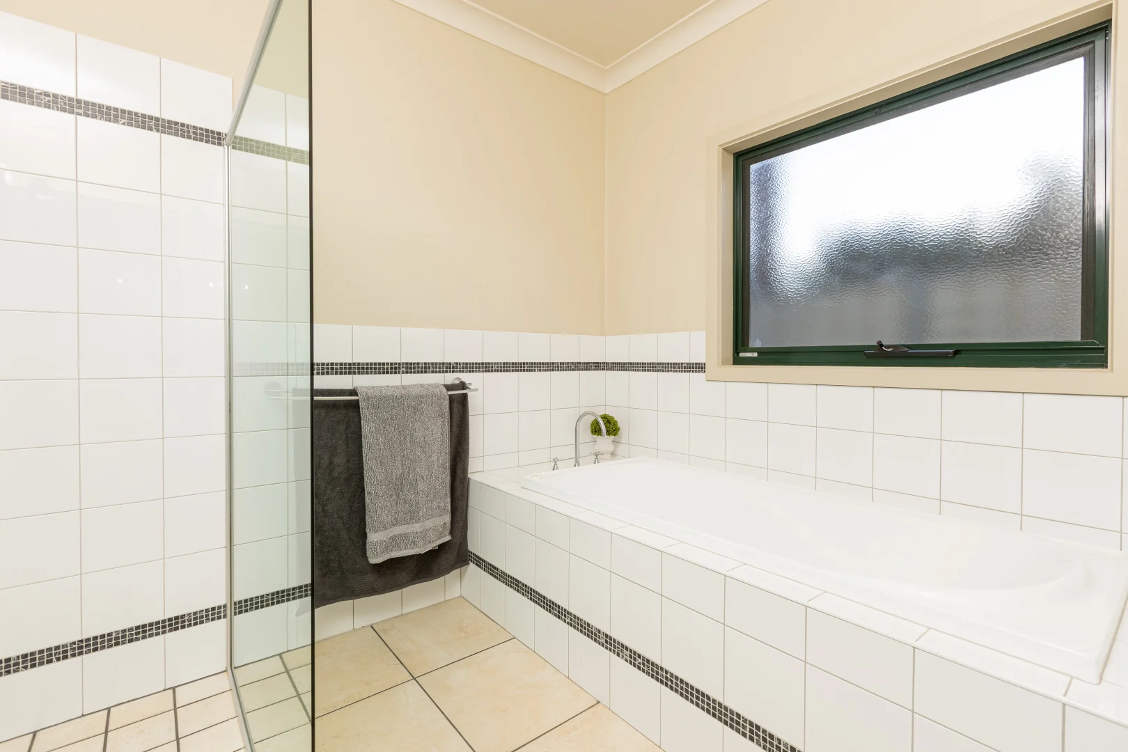 Additional image 20 of 10 Cambridge Terrace, Mildura VIC 3500