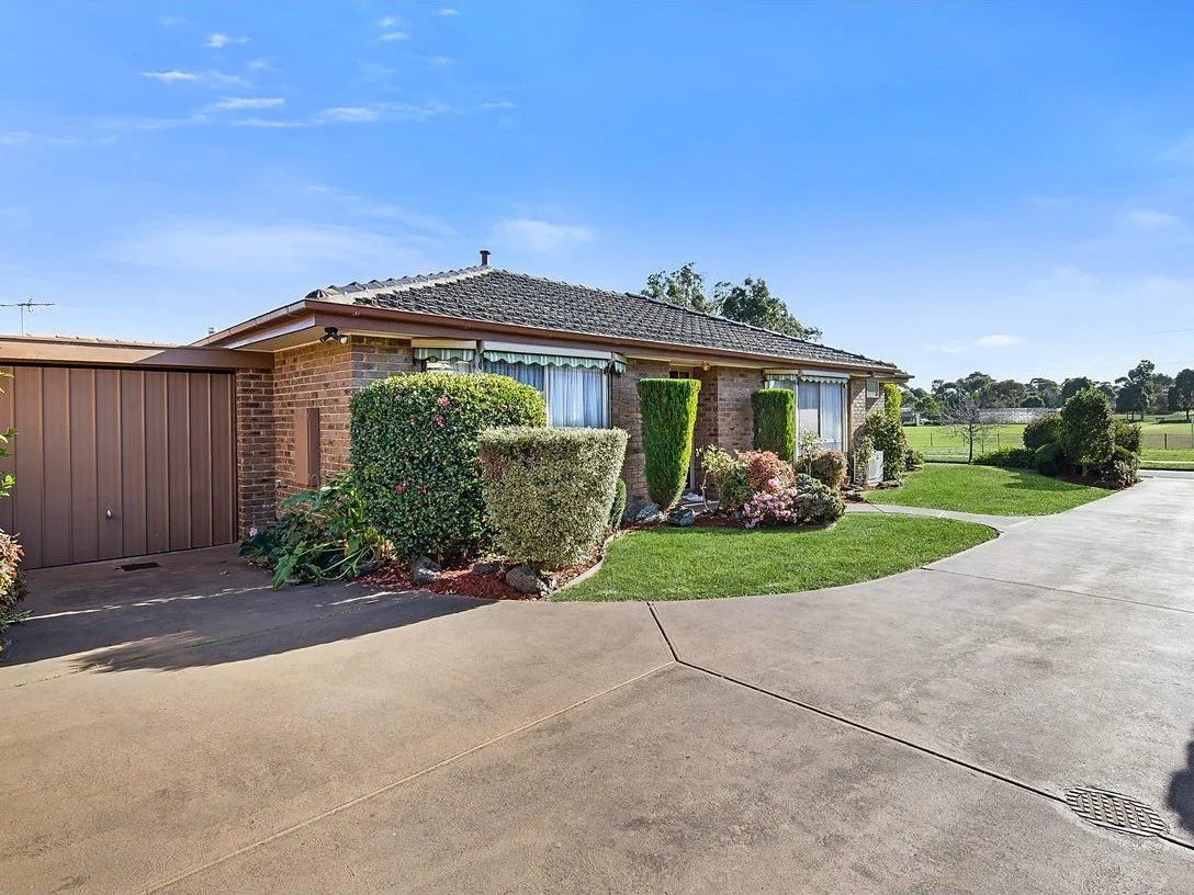 1/8 Madeline Street, Glen Waverley VIC 3150