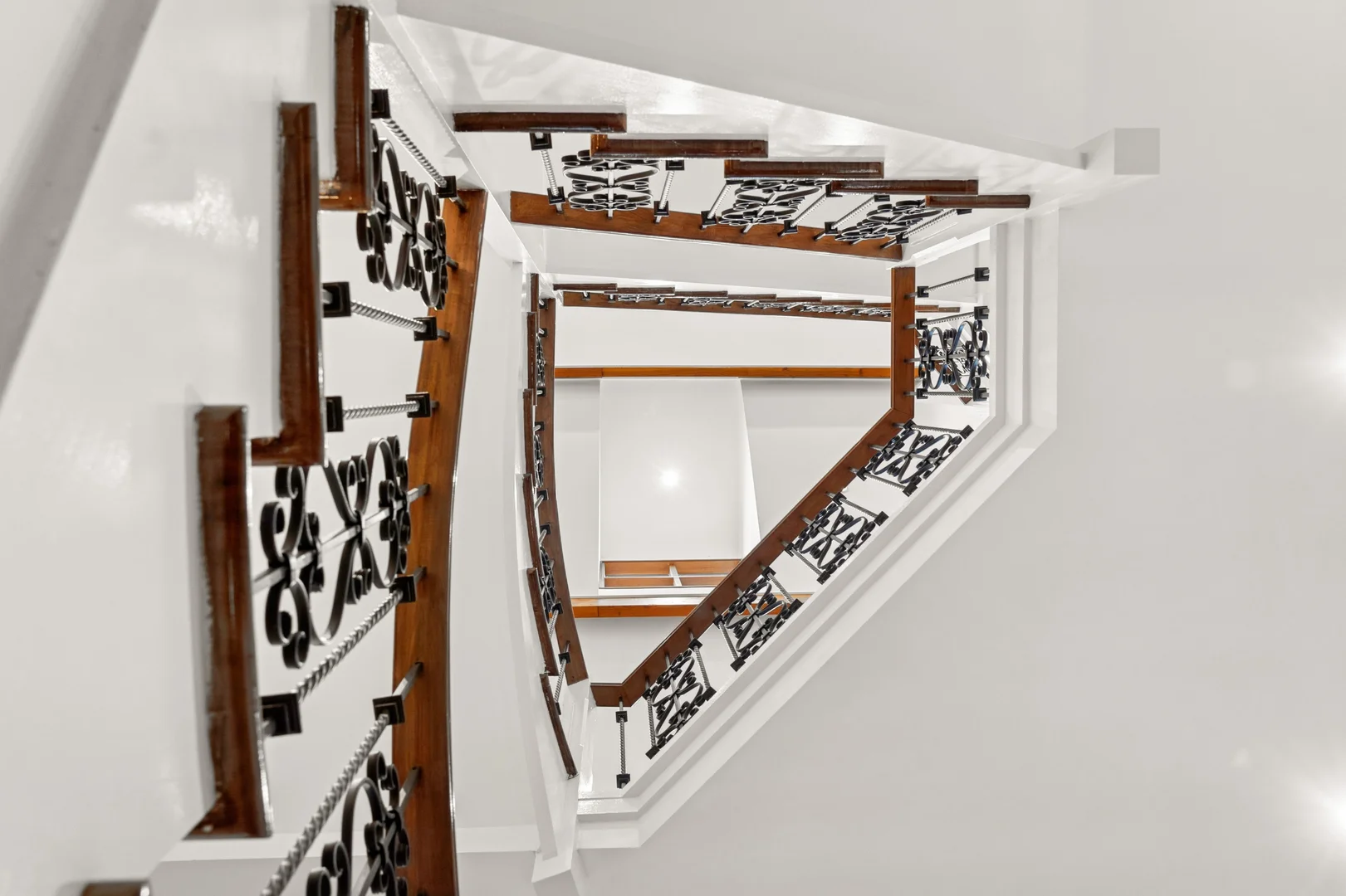 Additional image 18 of 92 Douglas Road, Mount Macedon VIC 3441