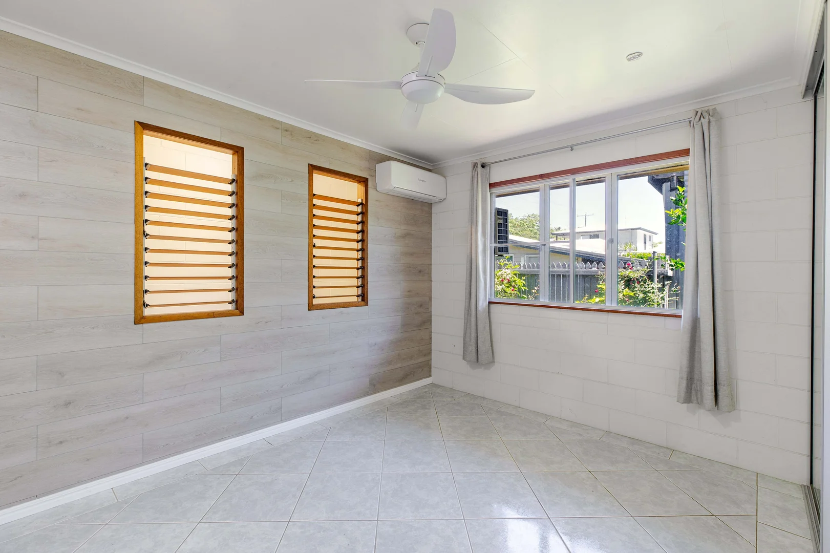 Additional image 20 of 72 Marine Parade, Newell QLD 4873