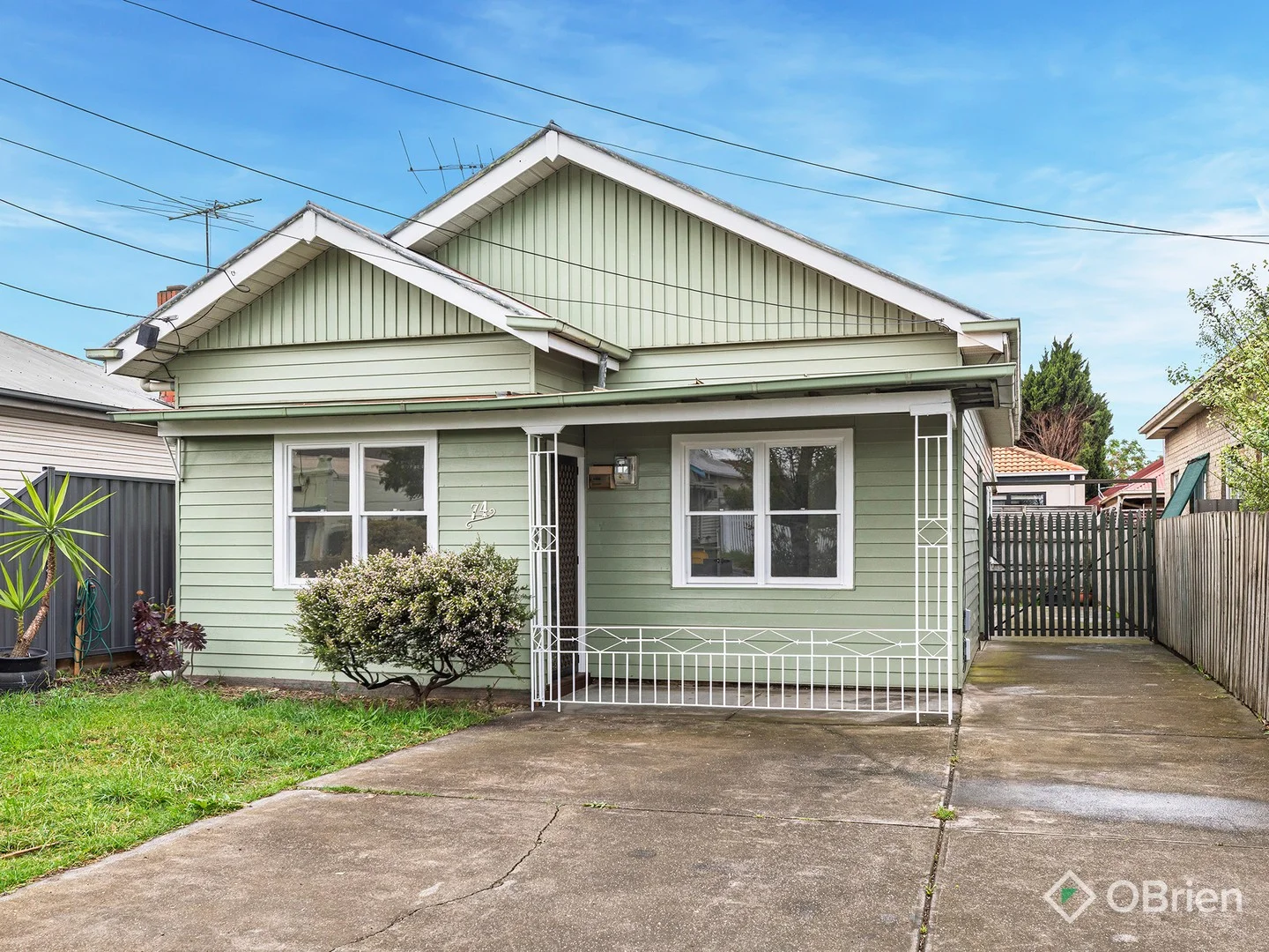 74 Ballarat Road, Maidstone VIC 3012