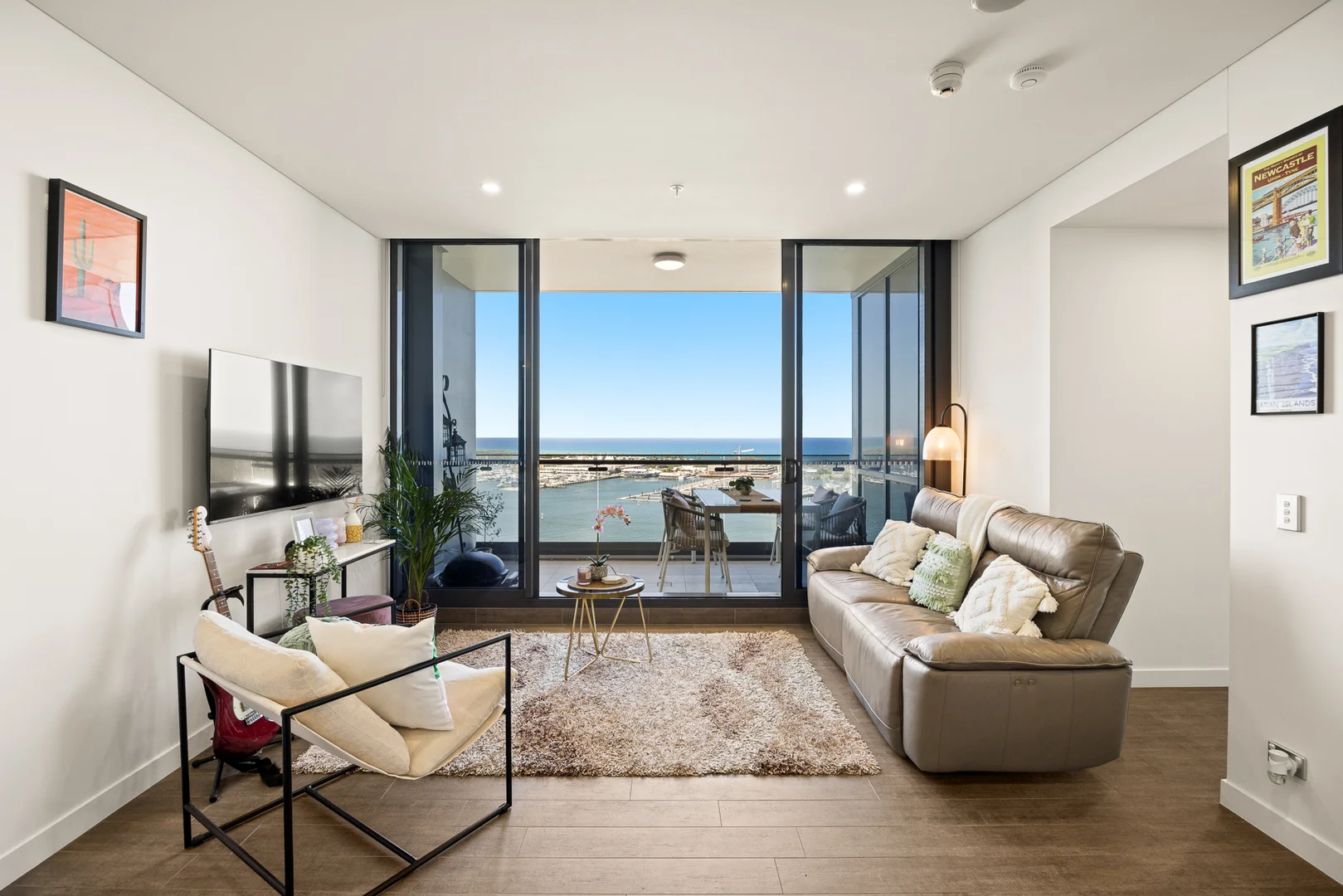 1809/2 Como Crescent, Southport QLD 4215