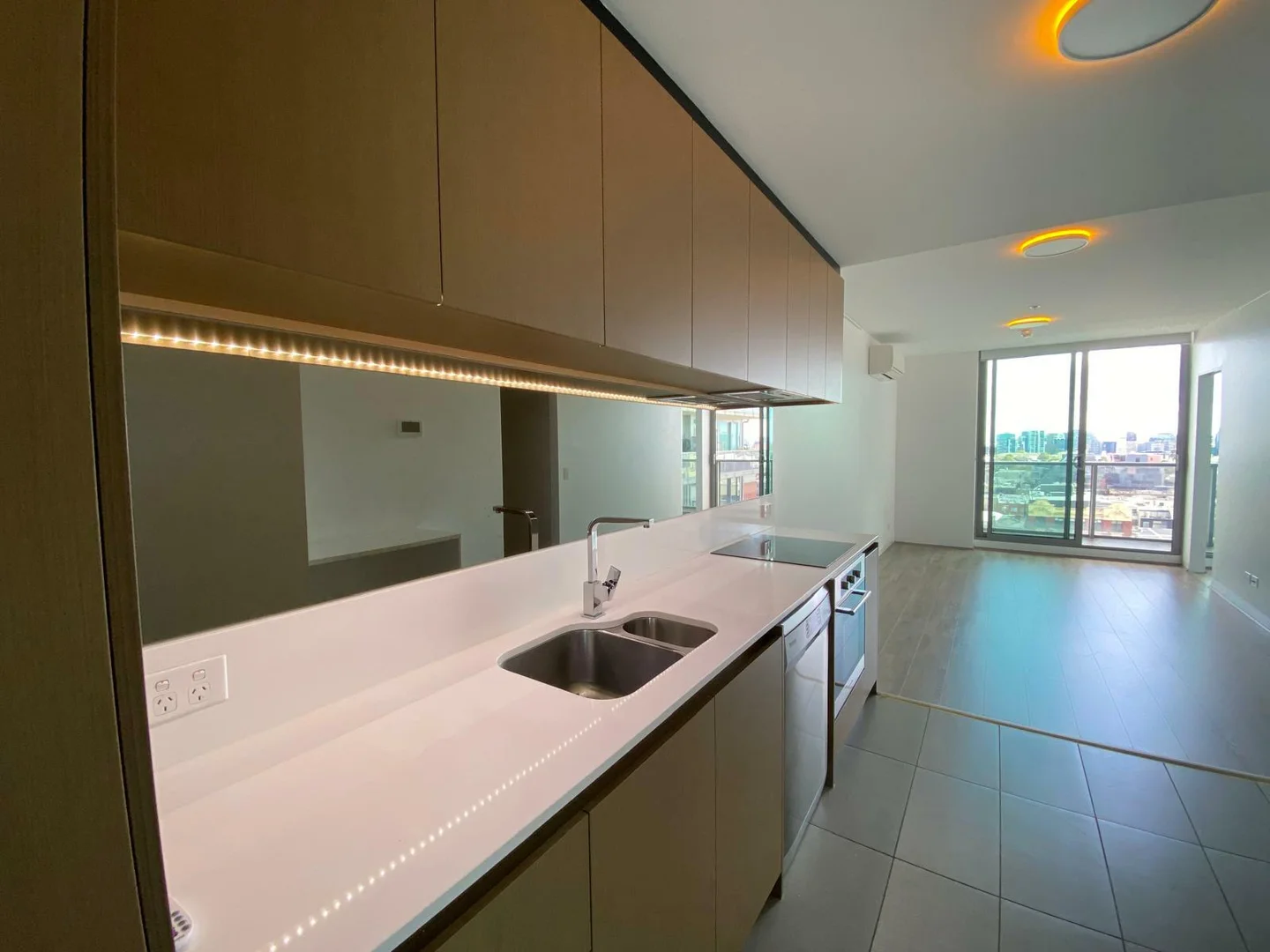 Additional image 2 of Unit 1001/15 Clifton St, Prahran VIC 3181