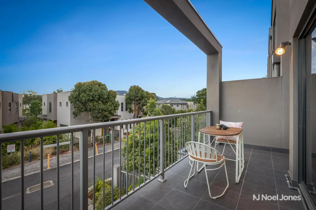 Additional image 11 of 8 Yellow Gum Crescent, Mooroolbark VIC 3138