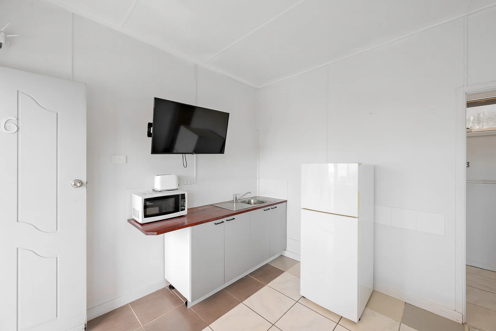 Additional image 9 of 23 Coon Street, South Gladstone QLD 4680