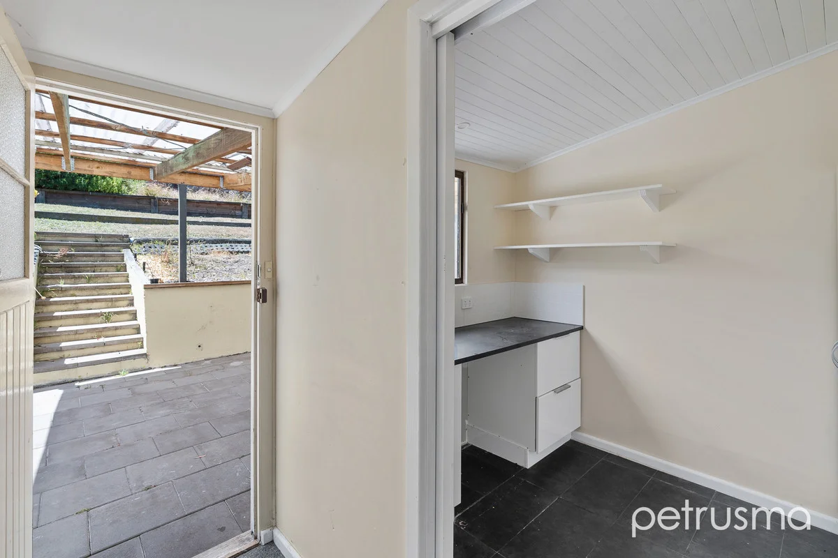 Additional image 14 of 86 Karoola Road, Lindisfarne TAS 7015