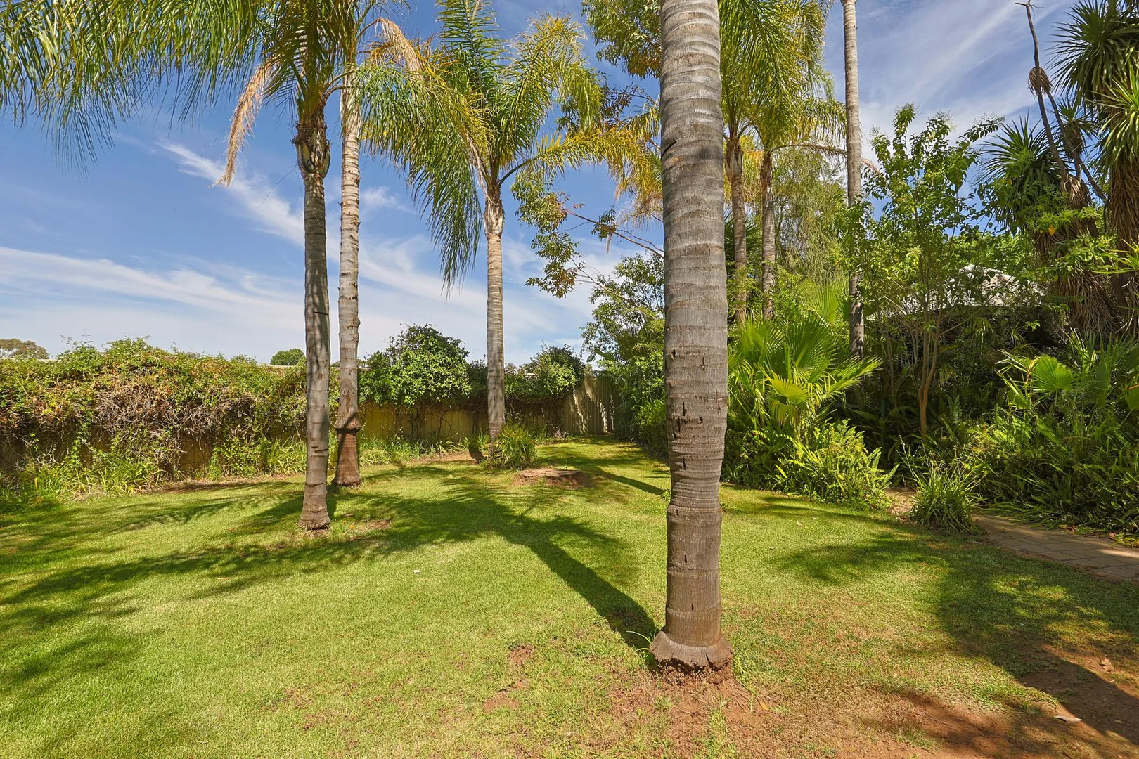 Additional image 24 of 2 Leng Close, Nichols Point VIC 3501